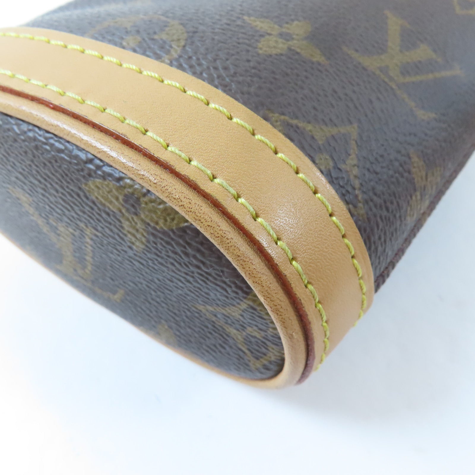 LOUIS VUITTON 【激減優惠】Monogram Fold Me Pouch金扣肩背袋啡色