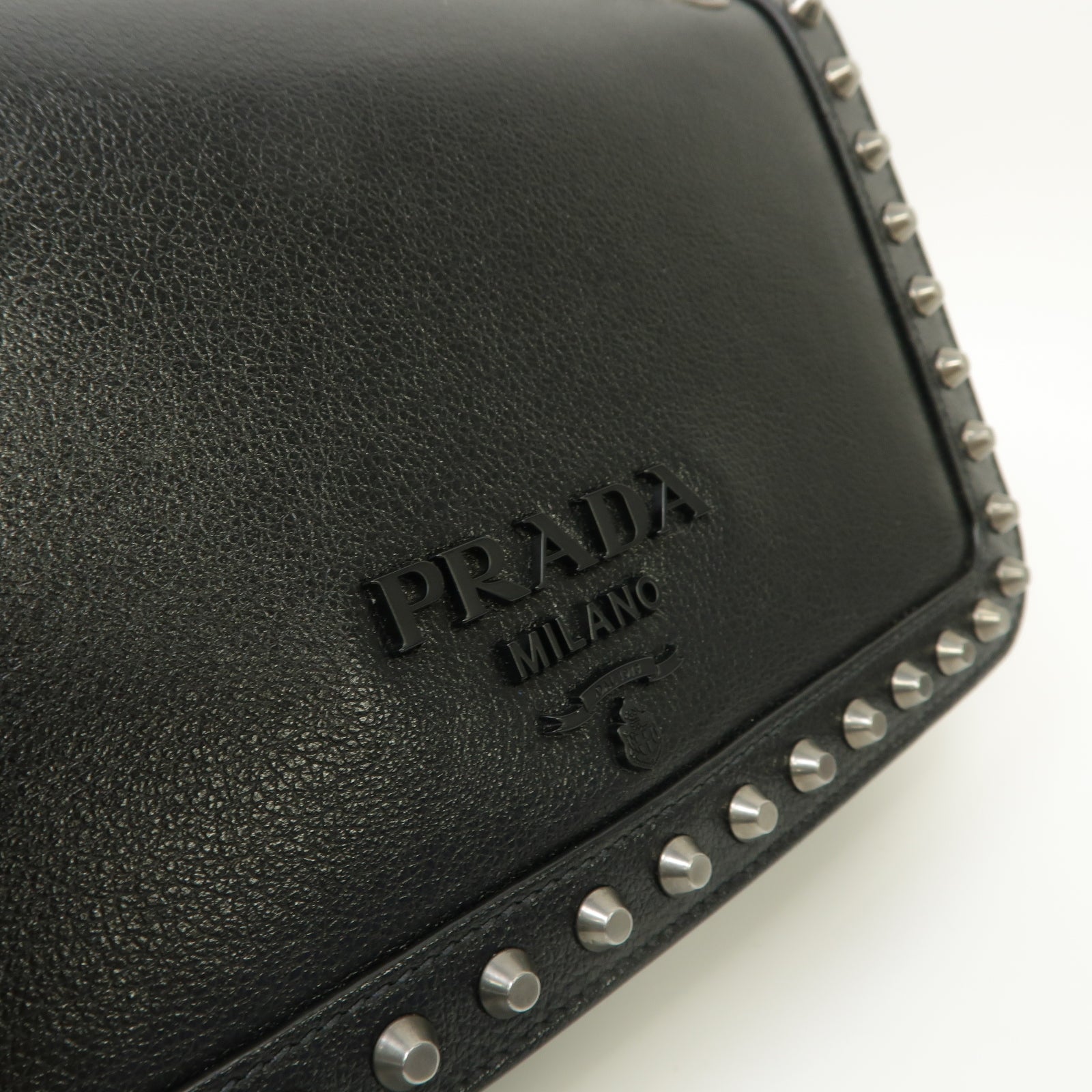 PRADA Glace Calf牛皮皮革Chain Shoulder銀扣鏈帶肩背袋黑色
