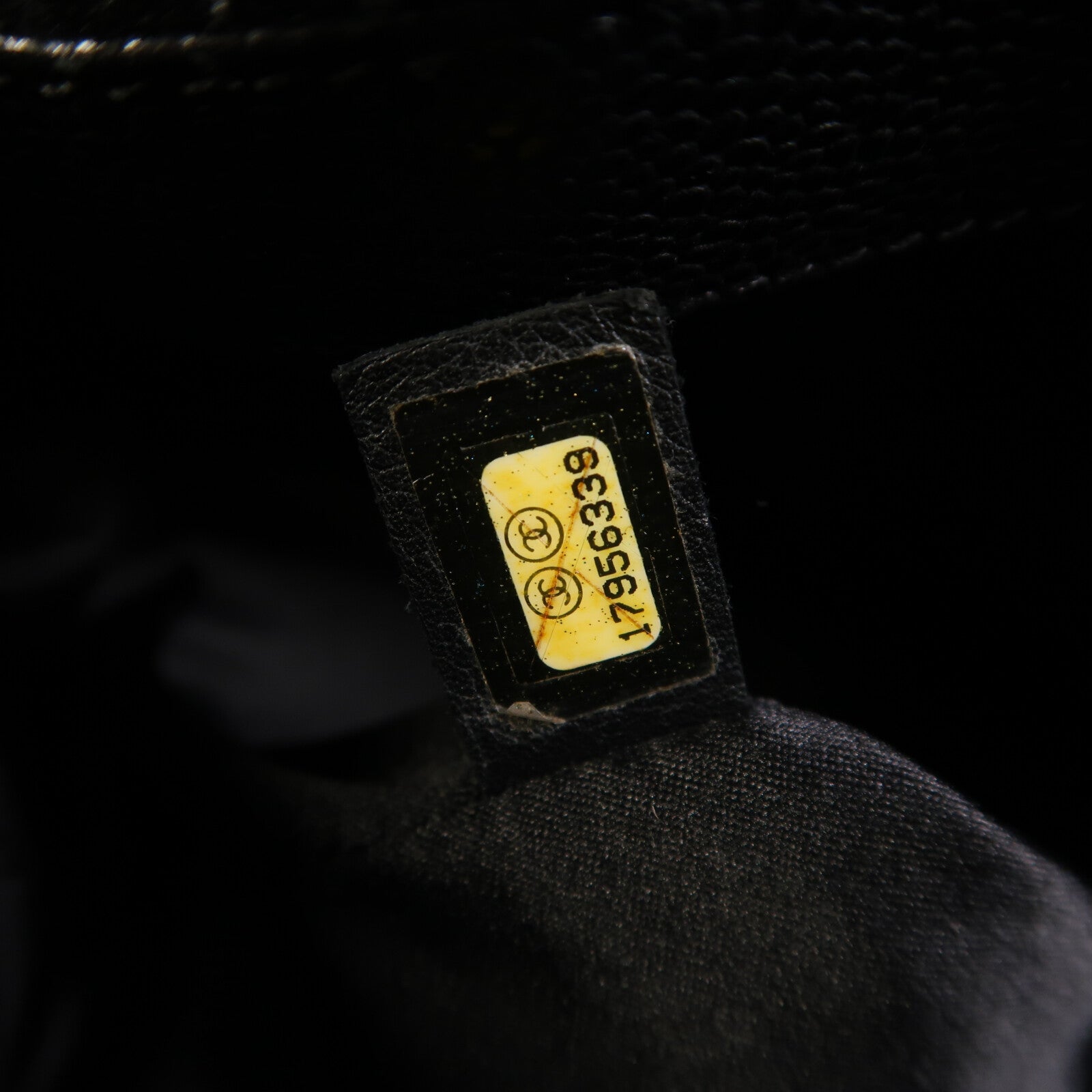 CHANEL 牛皮皮革GST Grand Shopping Tote Bag金扣鏈帶肩背袋
