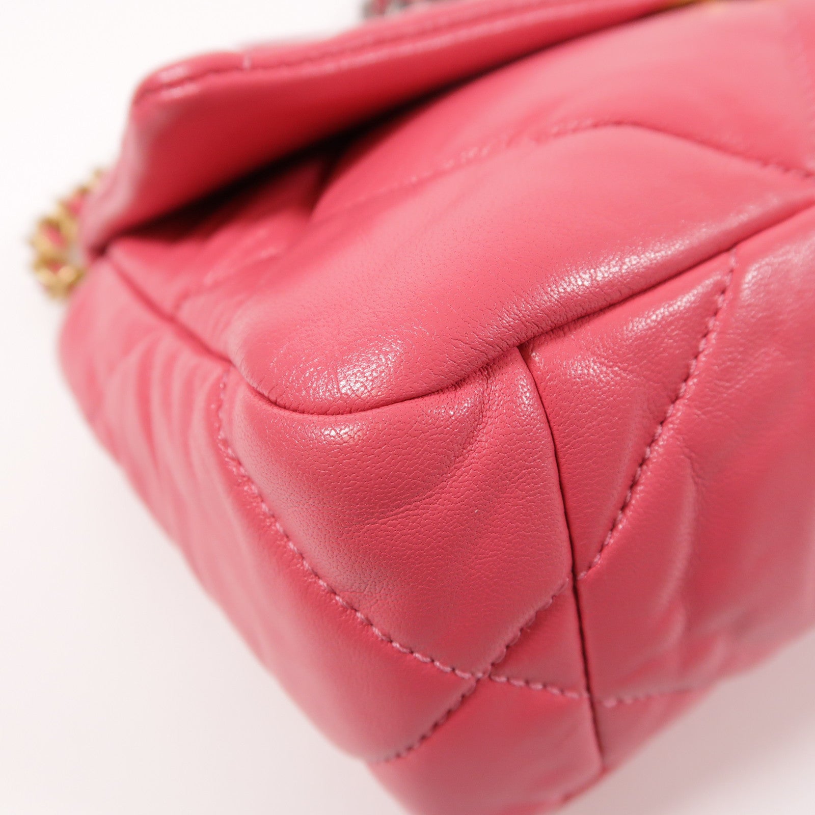 CHANEL CC Chanel 19 Chain Shoulder Bag Lambskin Leather Pink