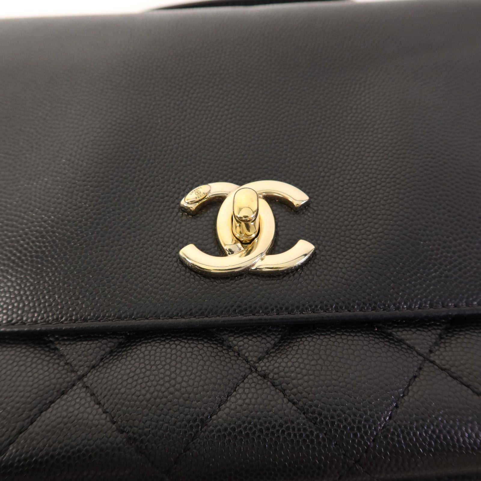 CHANEL 牛皮皮革Business Affinity Bag金扣手挽肩背兩用袋