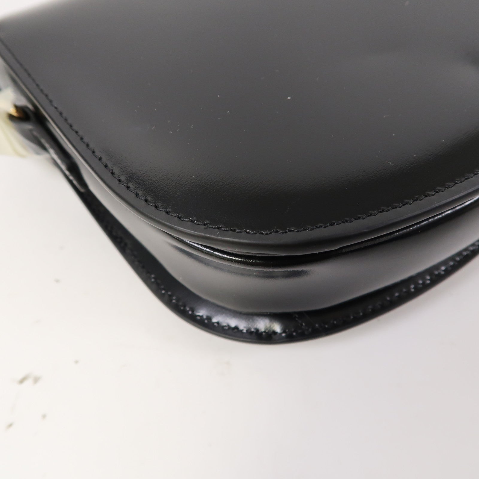 CELINE 牛皮皮革Besace Clea金扣肩背袋黑色