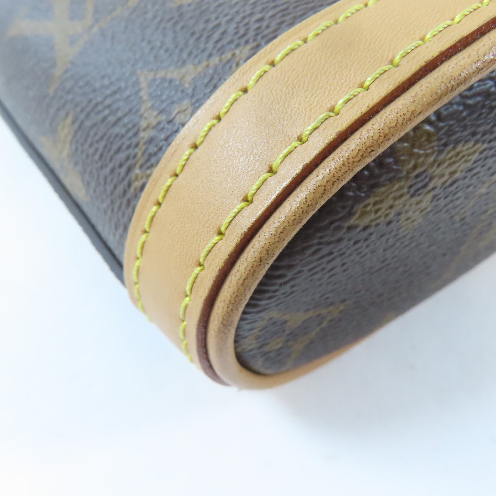 LOUIS VUITTON 【激減優惠】Monogram Fold Me Pouch金扣肩背袋啡色