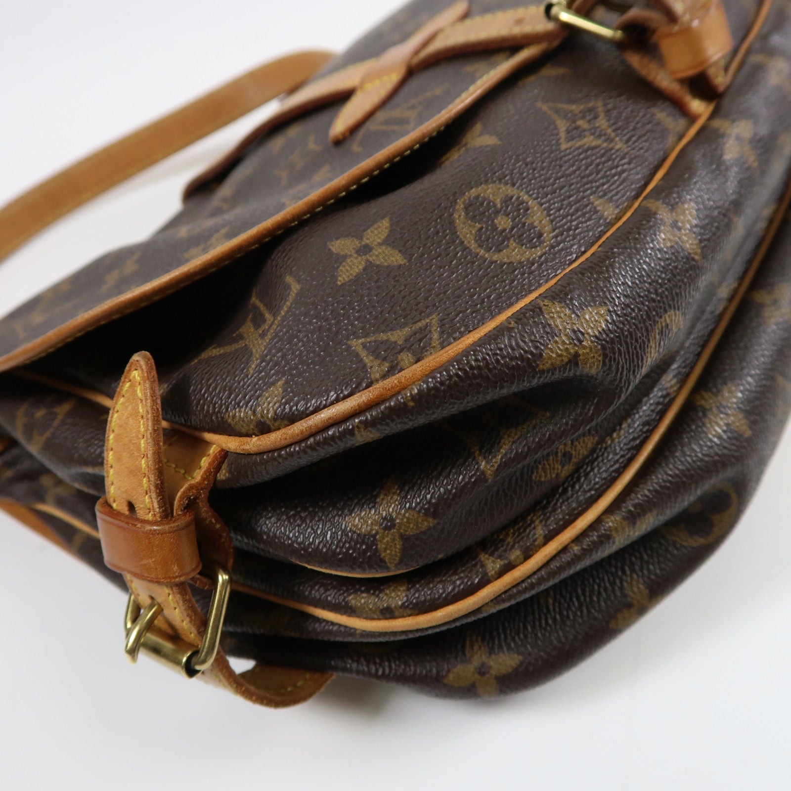 LOUIS VUITTON Monogram Saumur 30 金扣肩背袋