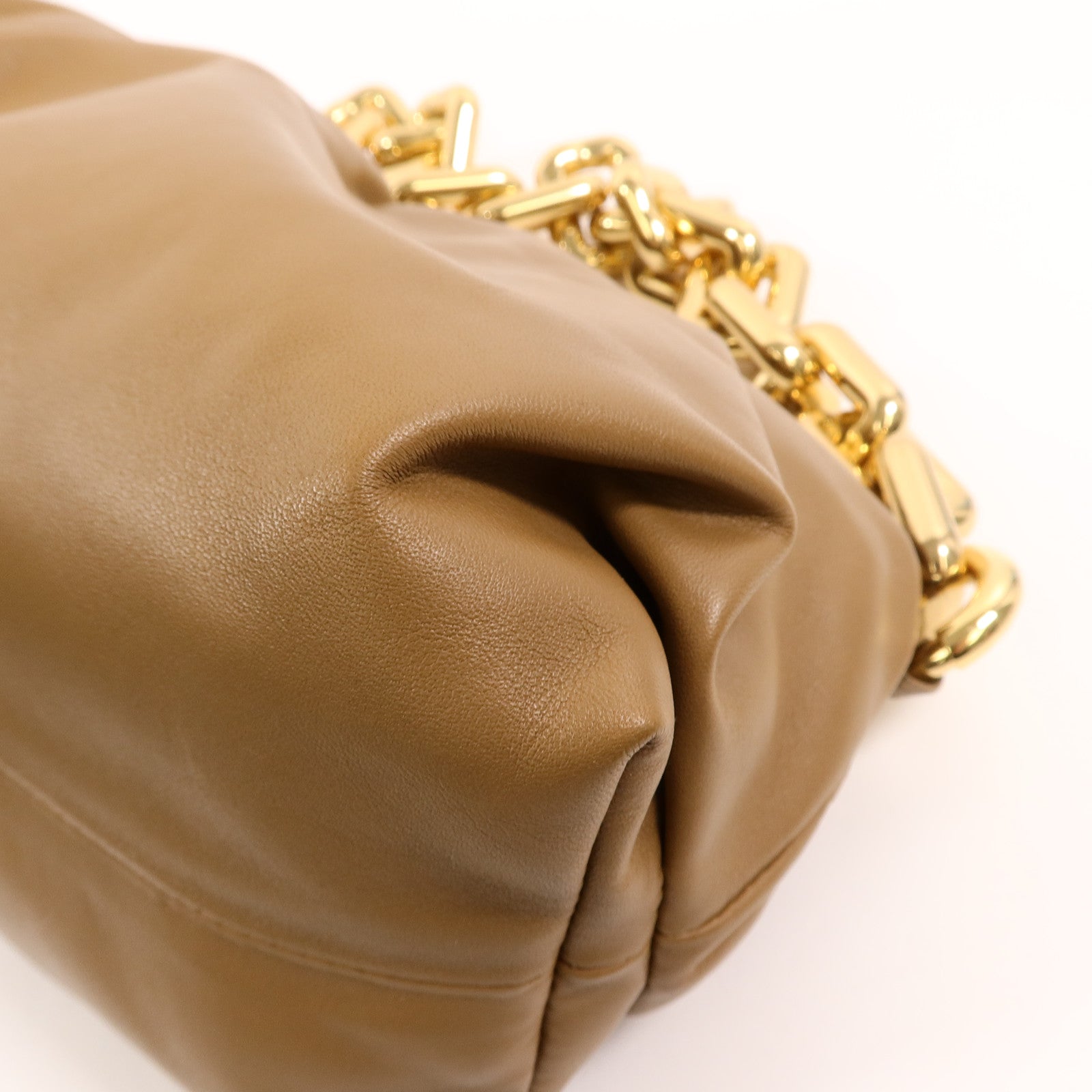 BOTTEGA VENETA 牛皮皮革Chain Pouch鏈帶肩背袋