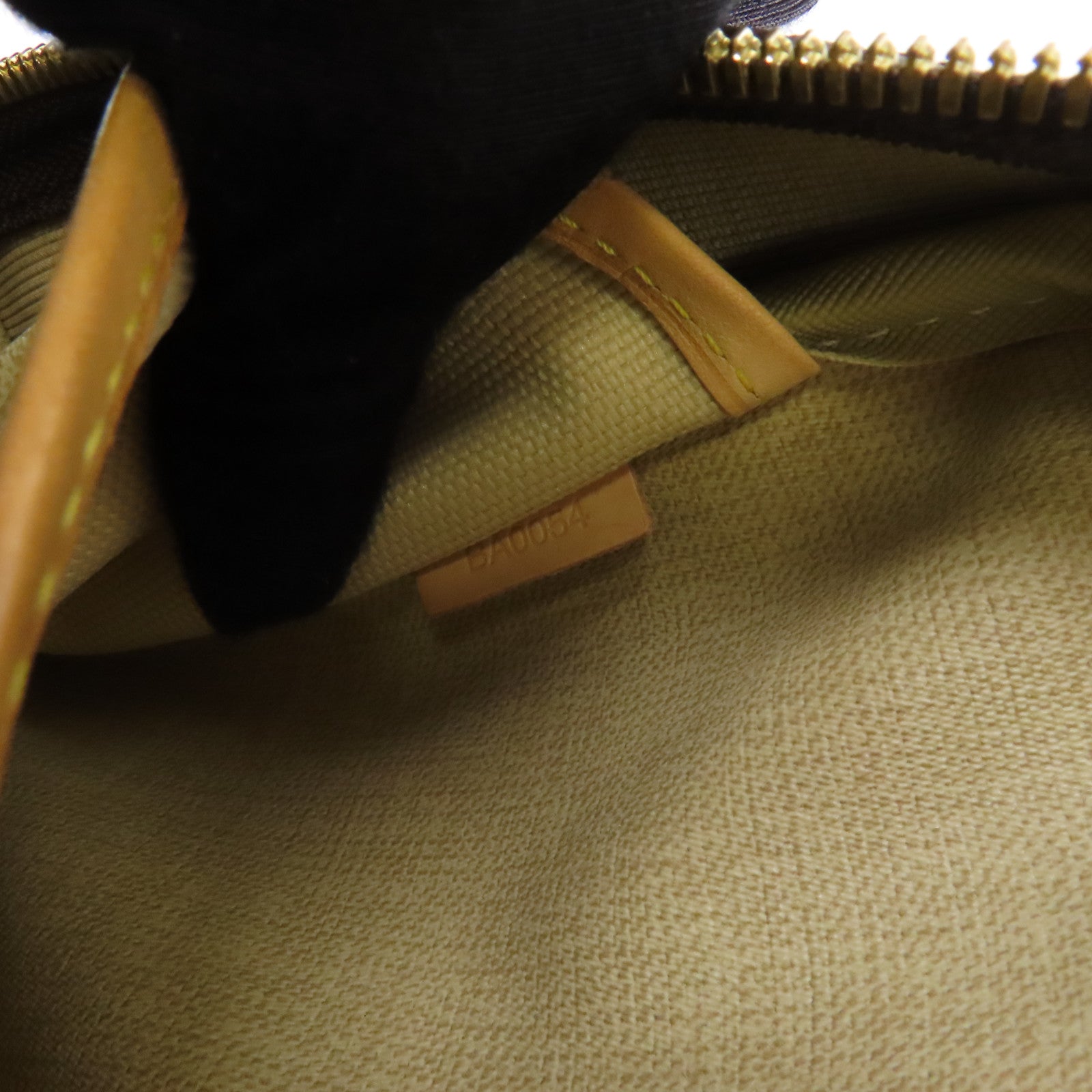 LOUIS VUITTON 【激減優惠】Monogram Deauville Monogram金扣手挽袋啡色