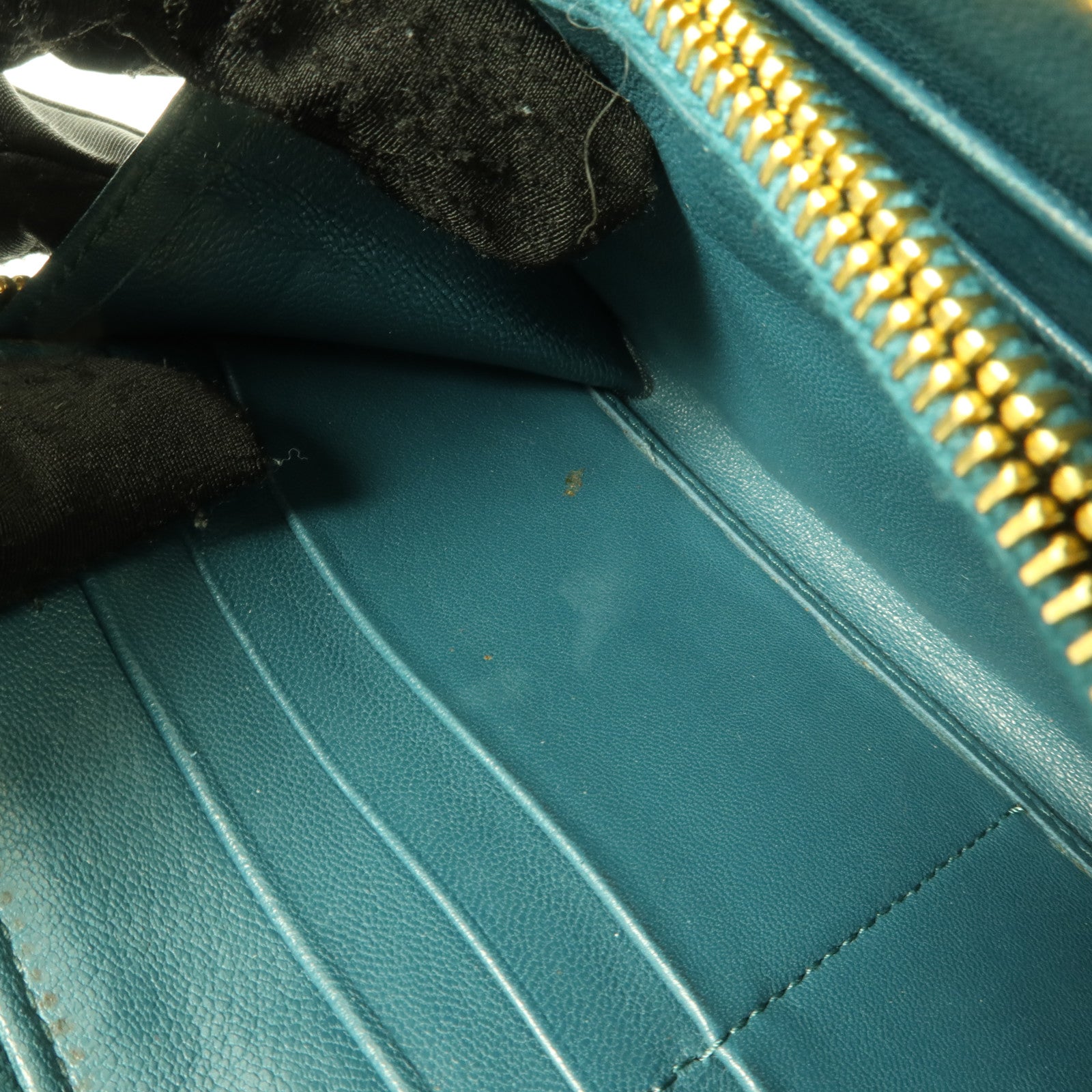PRADA 漆皮皮革Long Wallet金扣長錢包