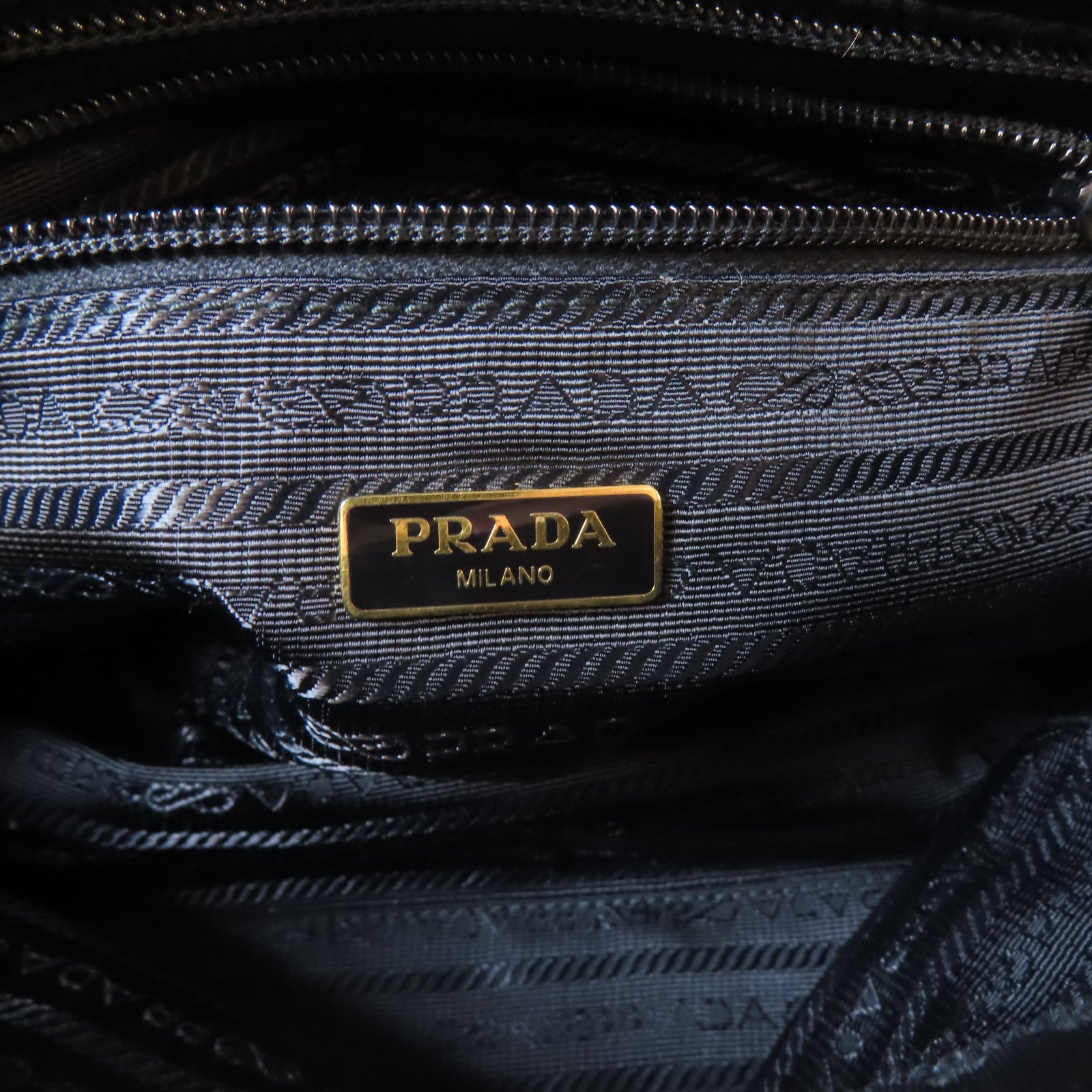 PRADA 尼龍Shoulder Bag金扣手挽肩背兩用袋黑色
