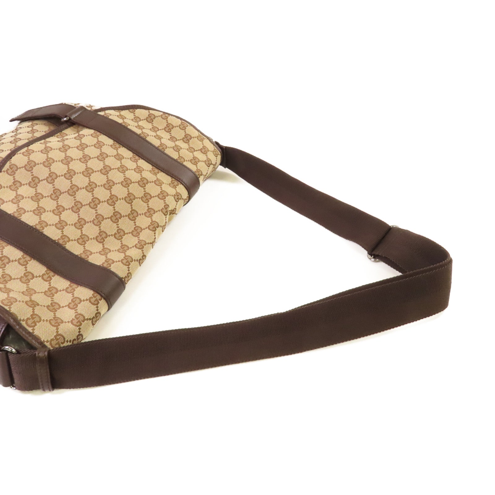 GUCCI 【激減優惠】GG帆布Messenger Bag銀扣肩背袋啡色