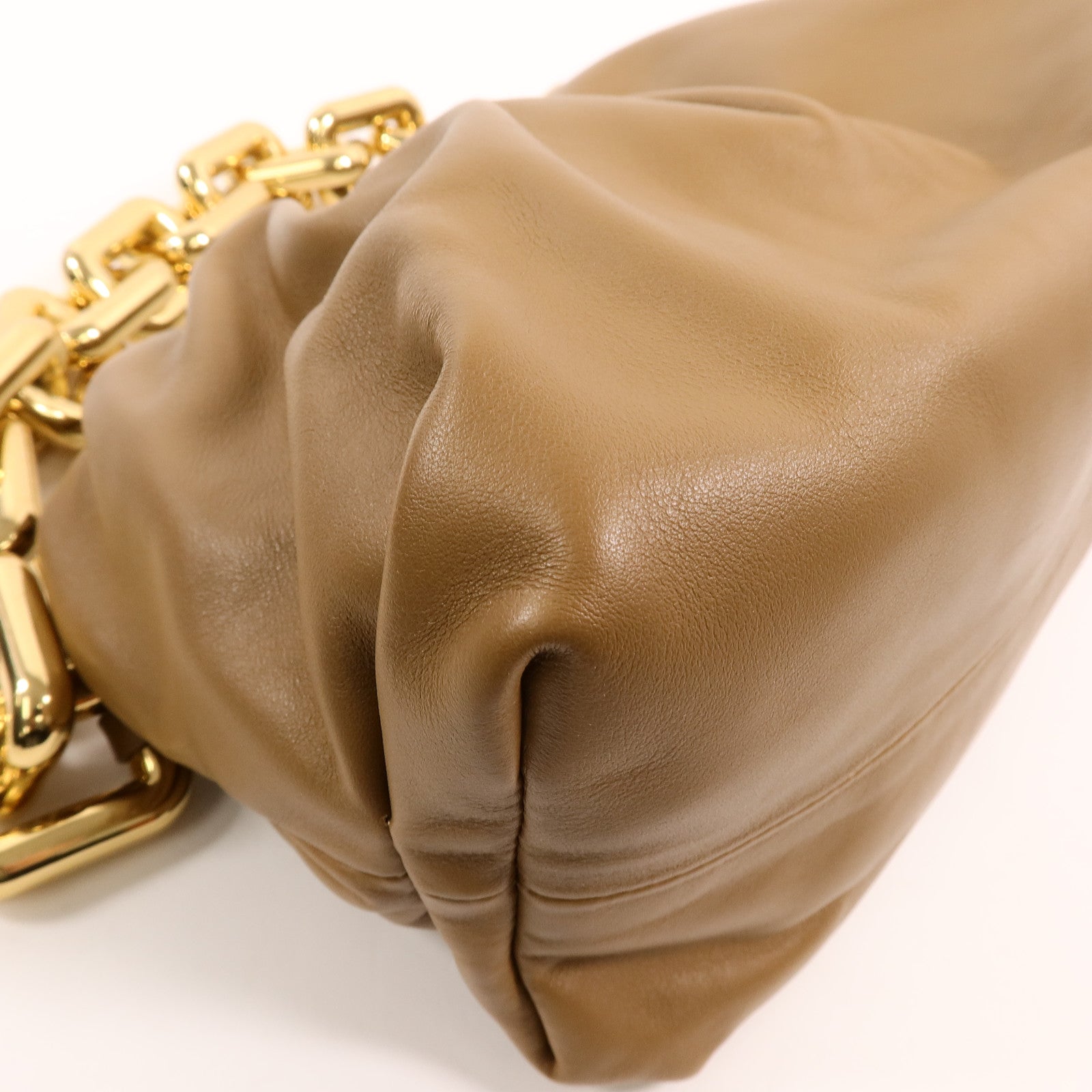 BOTTEGA VENETA 牛皮皮革Chain Pouch鏈帶肩背袋