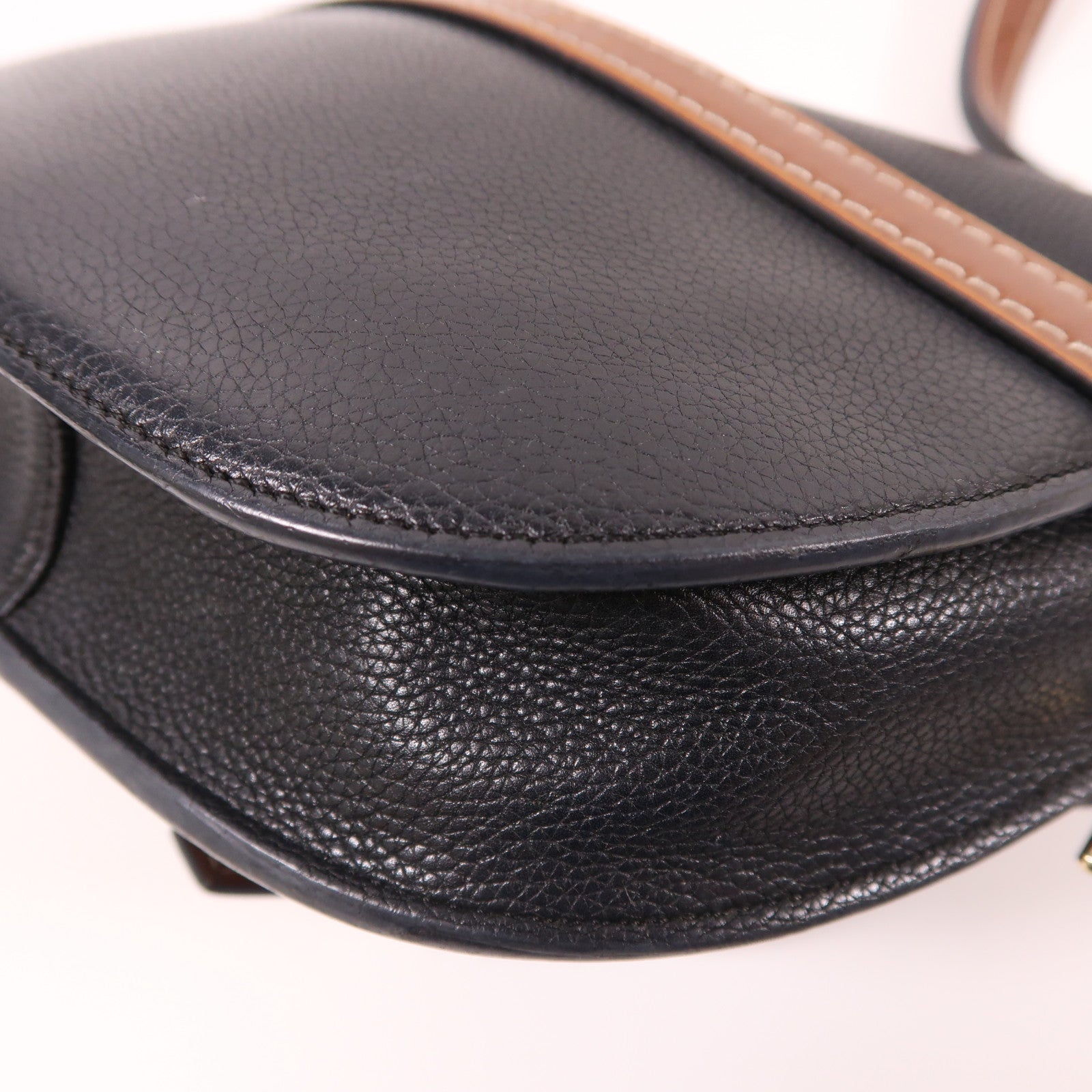 LOEWE 牛皮皮革Gate金扣肩背袋