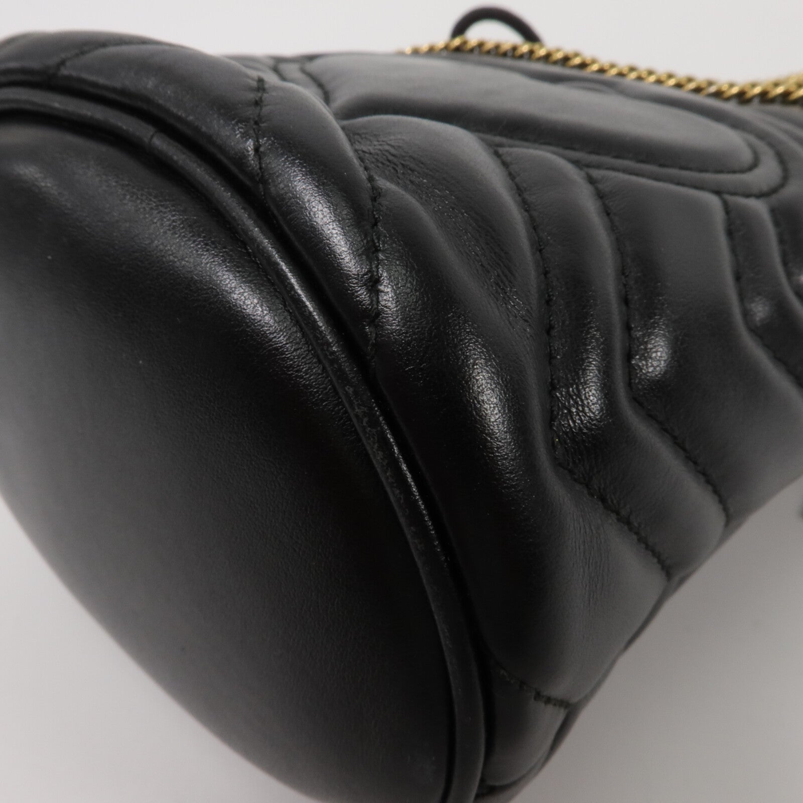GUCCI 牛皮皮革GG Marmont Mini Bucket鏈帶肩背袋