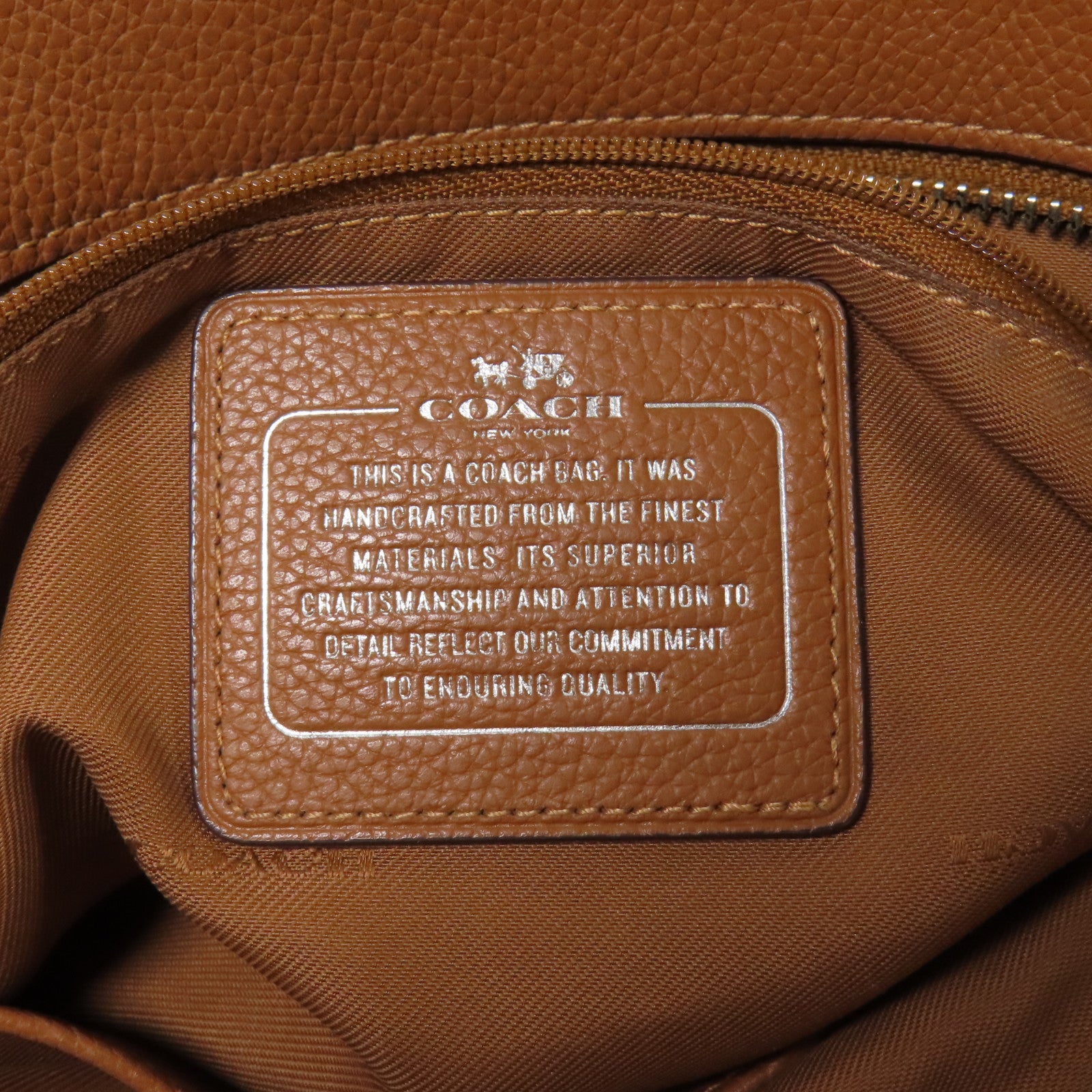 COACH 牛皮皮革Shoulder Bag銀扣肩背袋