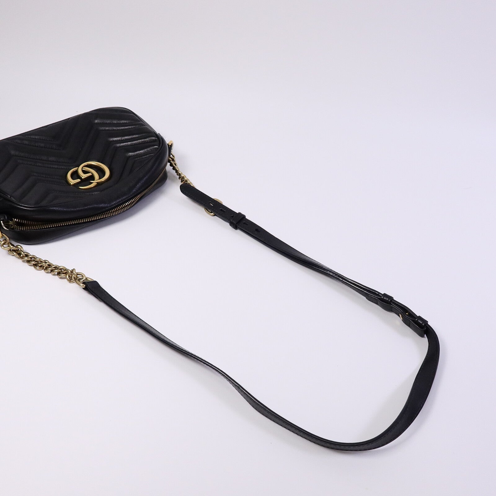 GUCCI 牛皮皮革GG Marmont肩背袋