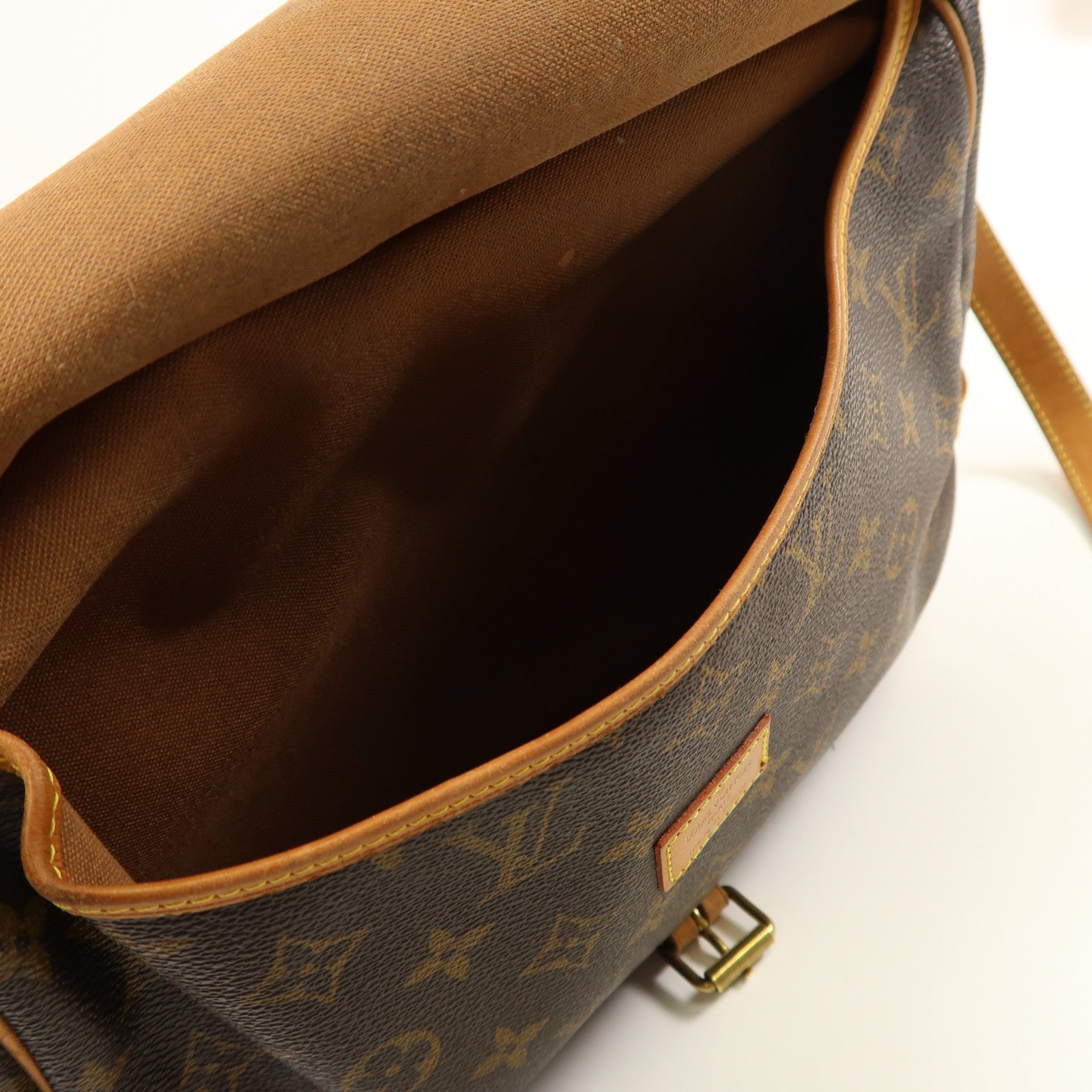 LOUIS VUITTON Monogram Saumur 30 金扣肩背袋