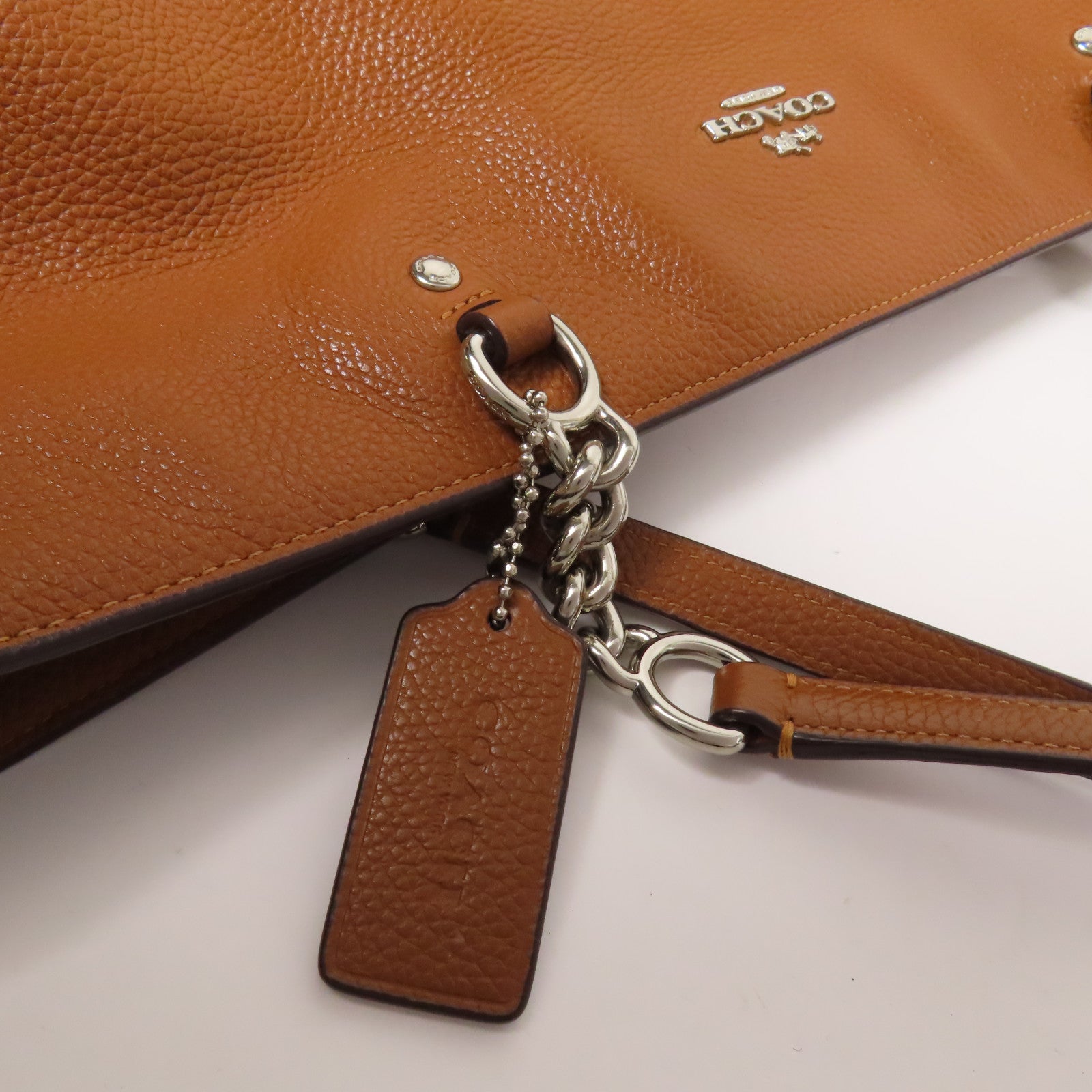 COACH 牛皮皮革Shoulder Bag銀扣肩背袋