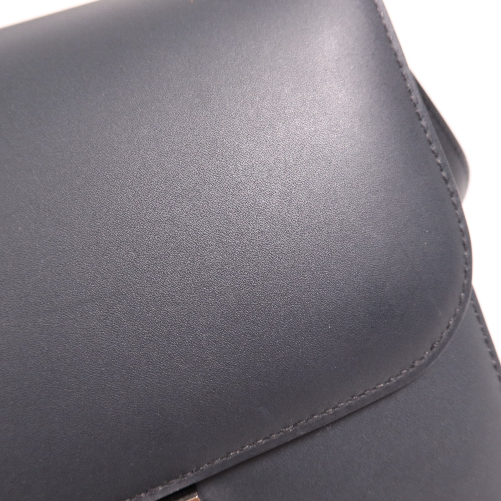 HERMES Swift皮革Constance 24銀扣肩背袋Bleu Ocean