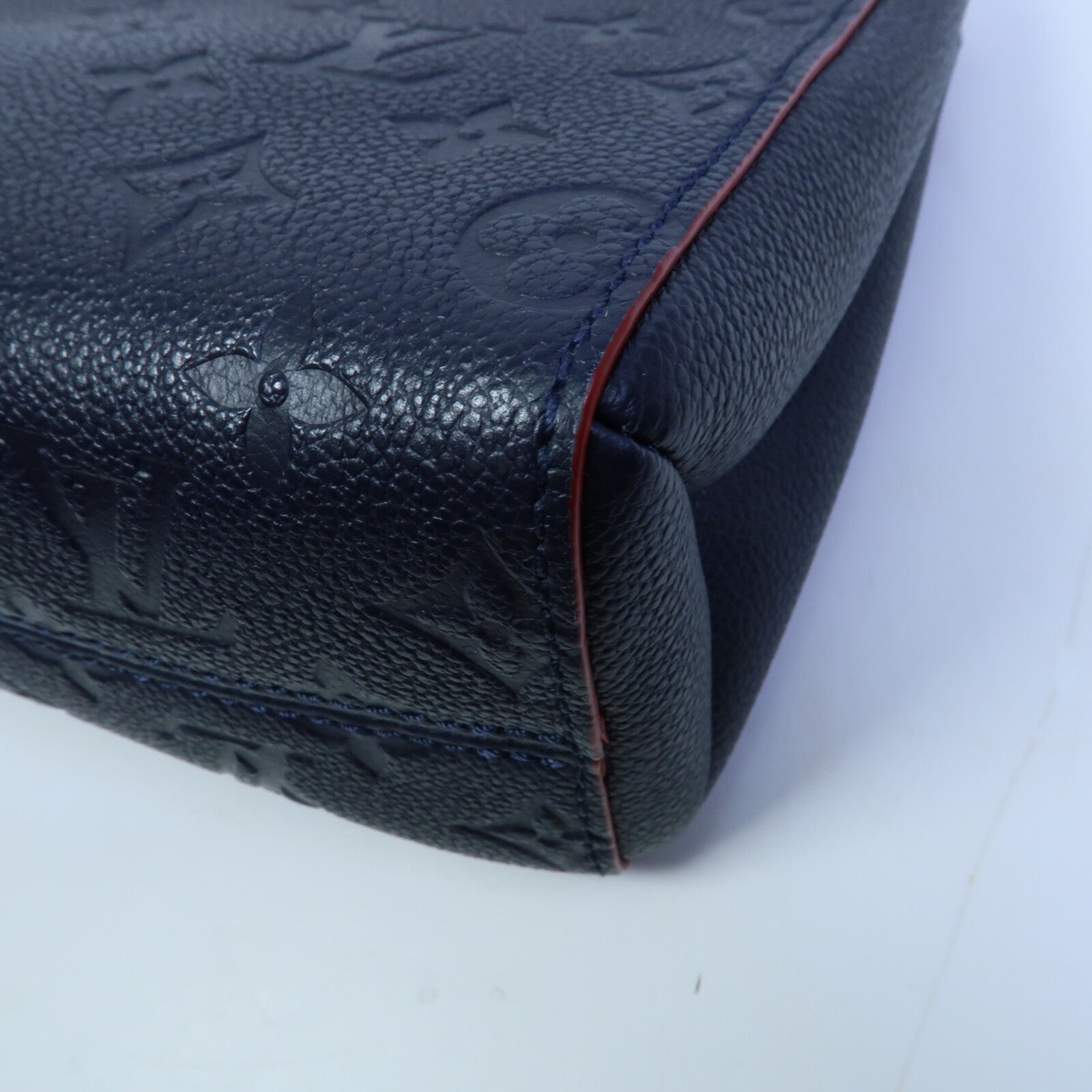 LOUIS VUITTON Monogram Empreinte Vavin PM鏈帶肩背袋深藍色
