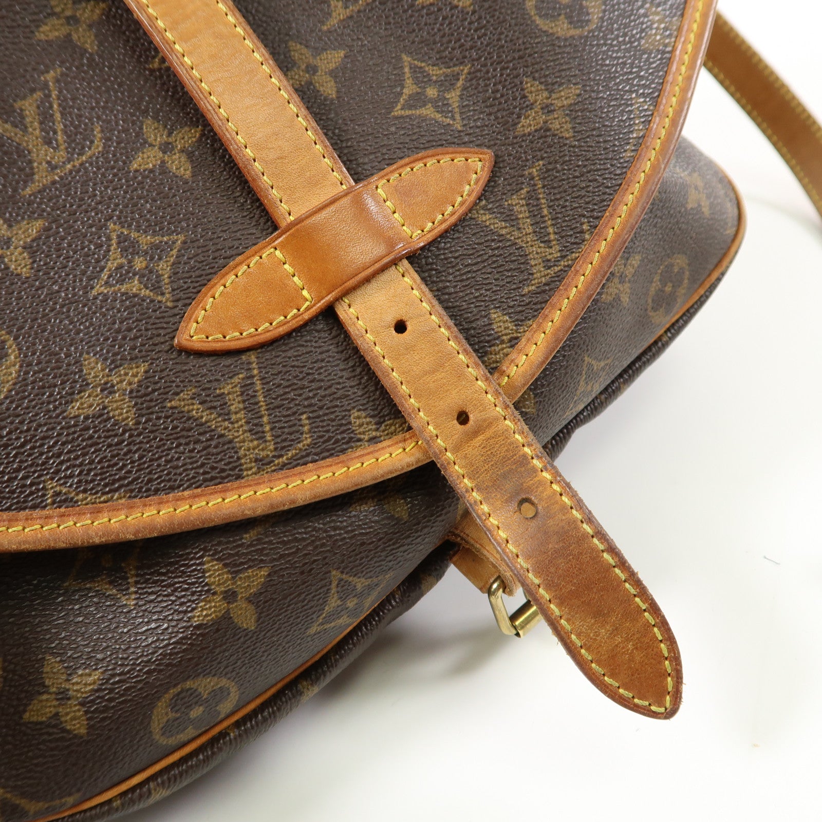 LOUIS VUITTON Monogram Saumur 30 金扣肩背袋