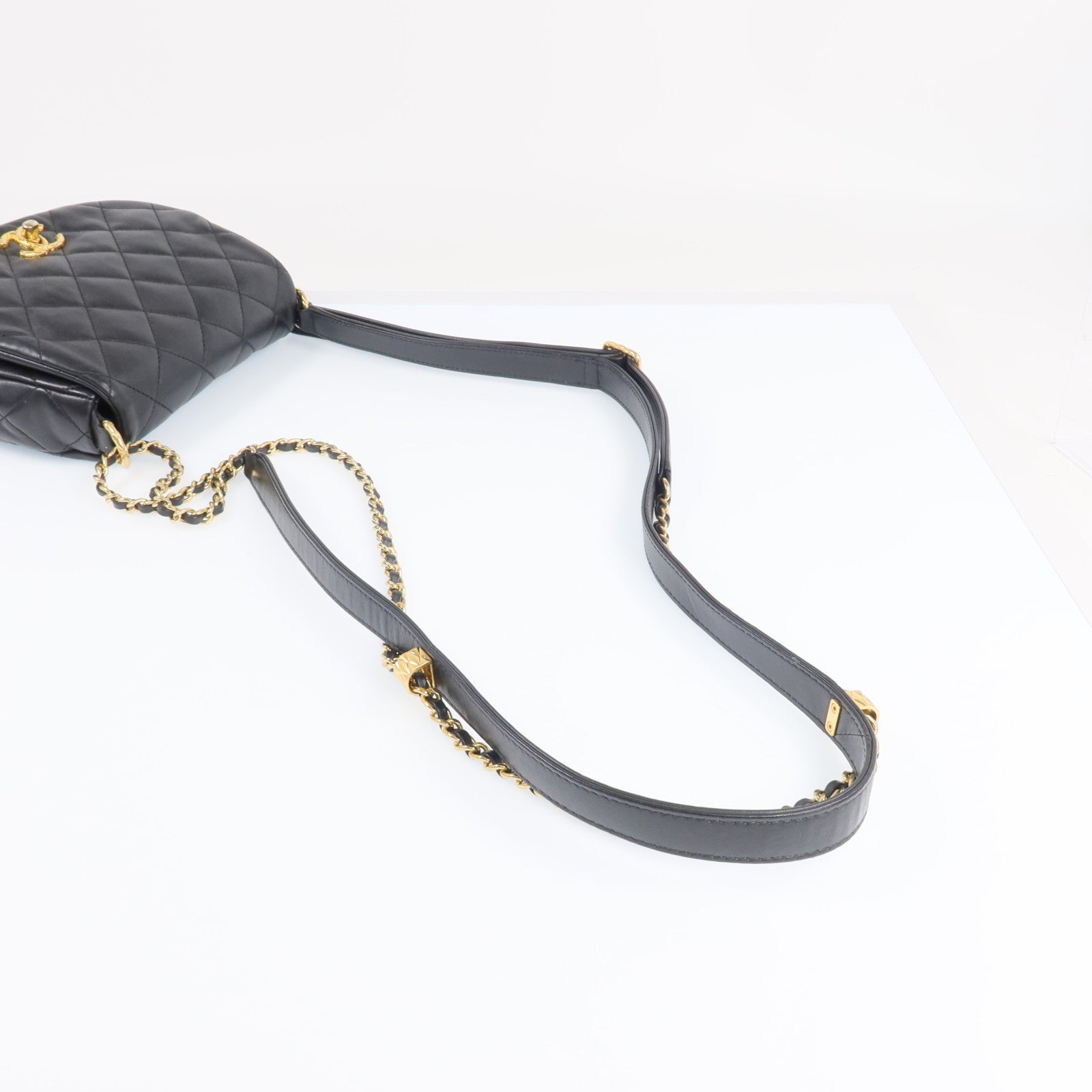 CHANEL 【激減優惠】羊皮皮革COCO Mail Crossbody Bag金扣金鏈肩背包
