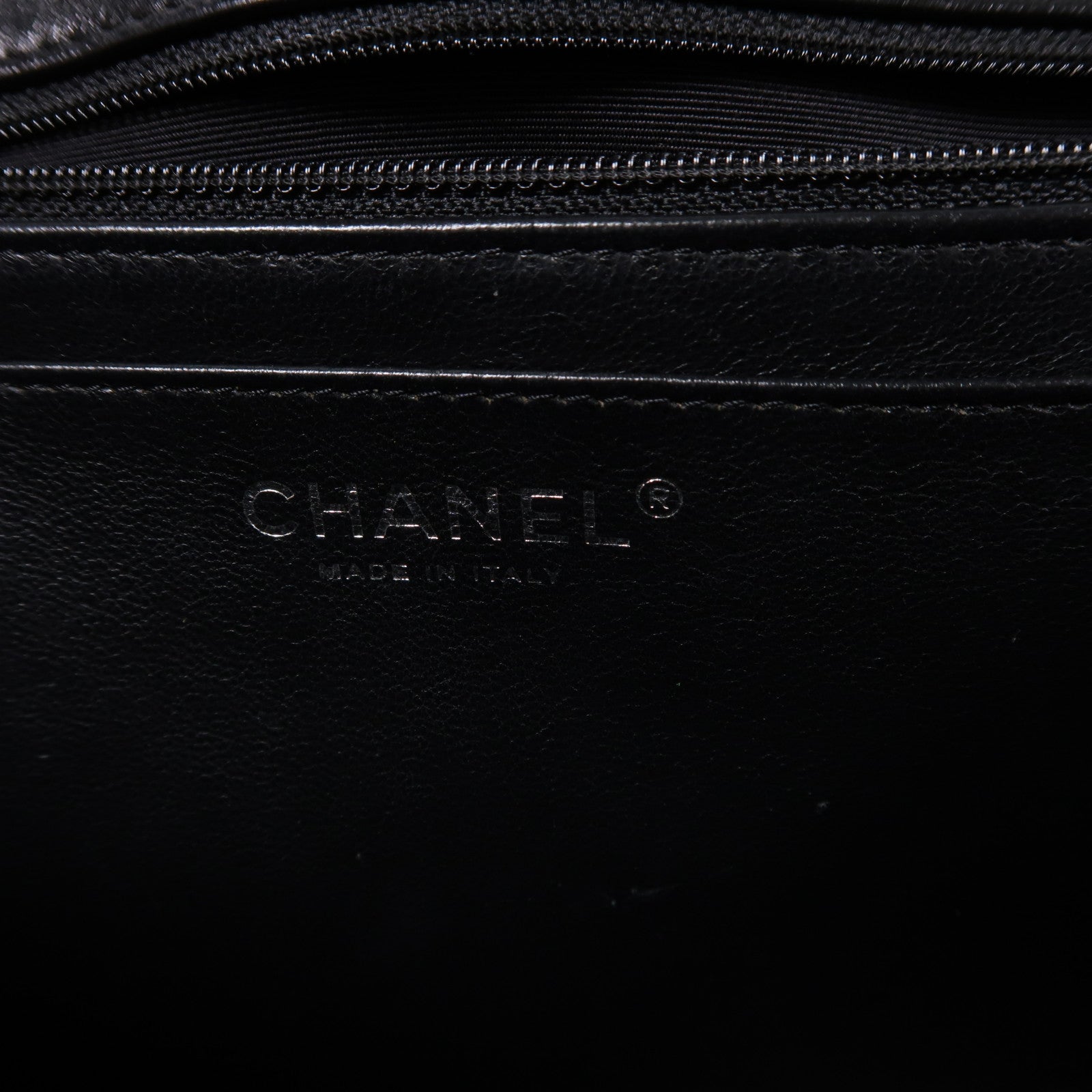 CHANEL【激減優惠】 漆皮皮革Large Classic銀扣鏈帶肩背袋黑色