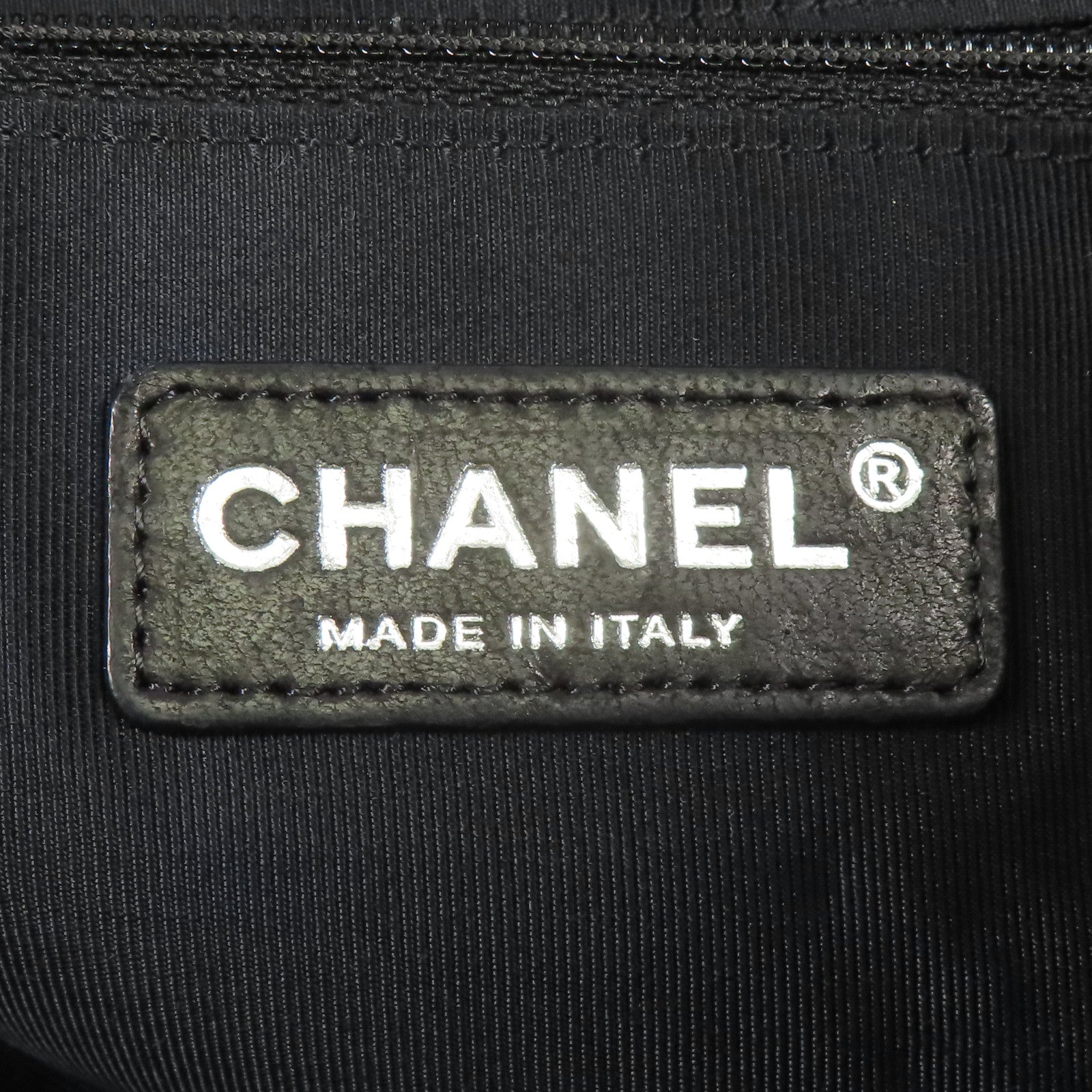 CHANEL 牛皮皮革Chain Shoulder銀扣鏈帶肩背袋