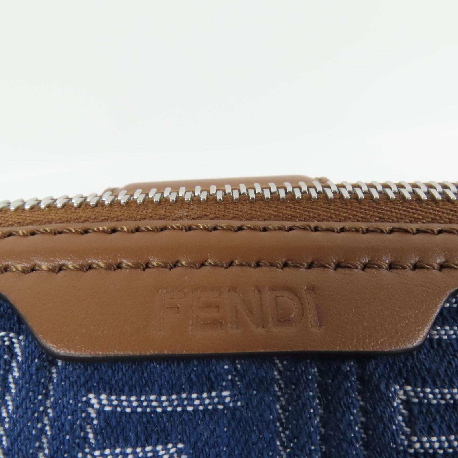 FENDI 帆布Double Baguette銀扣肩背袋藍色/棕色