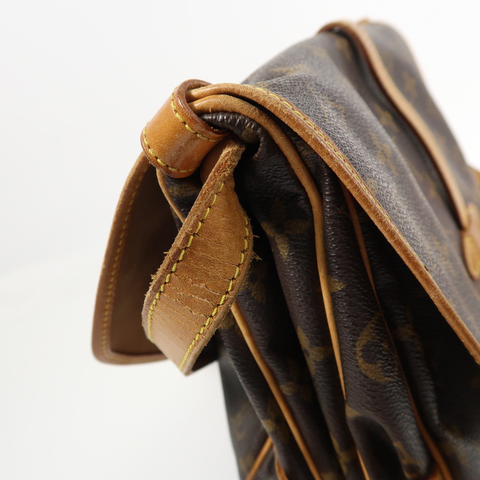 LOUIS VUITTON Monogram Saumur 30 金扣肩背袋