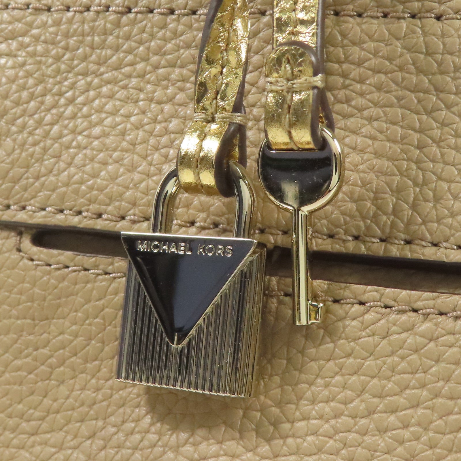 Michael Kors 牛皮皮革Shoulder Bag金扣手挽肩背兩用袋