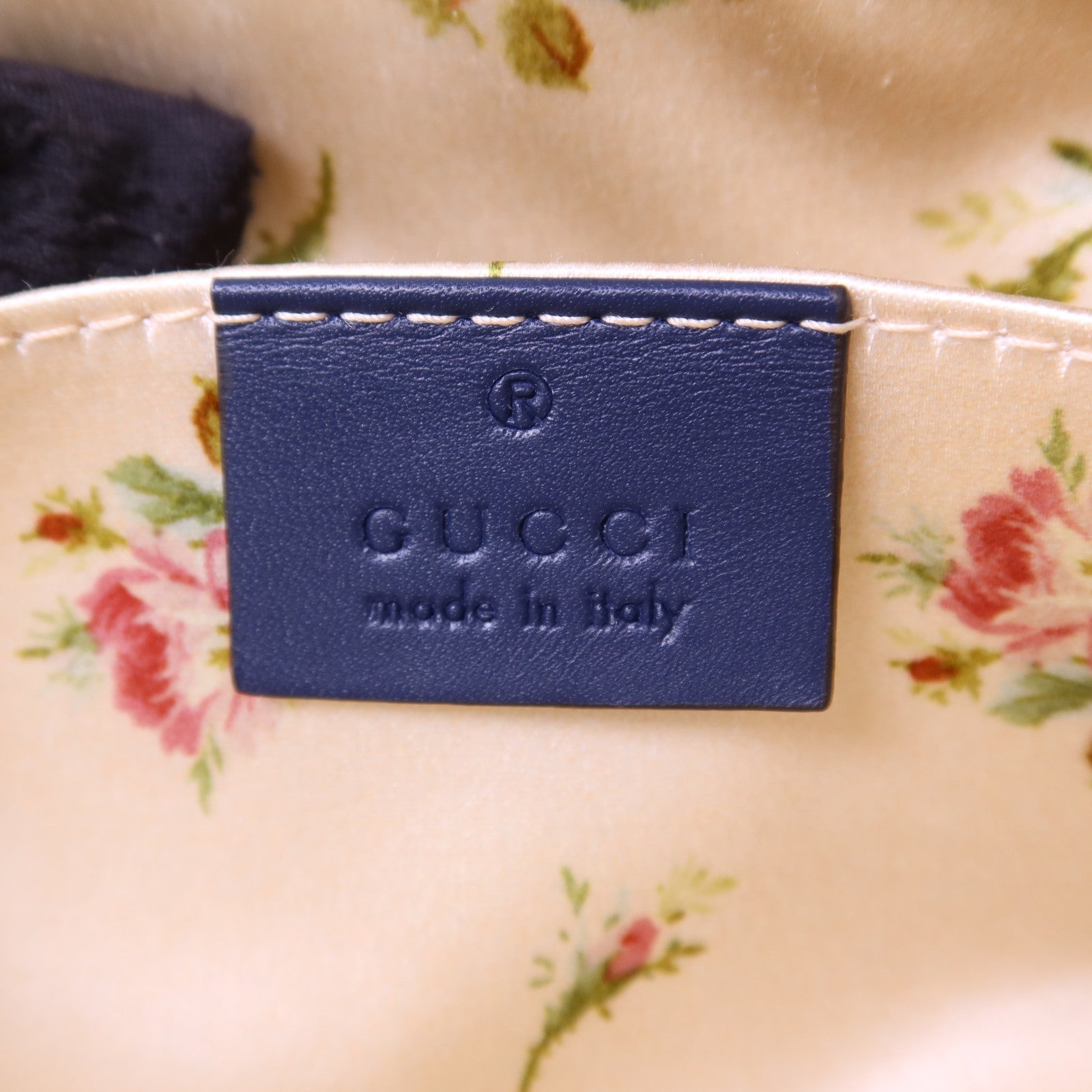 GUCCI 【激減優惠】牛仔布Pouch金扣小袋
