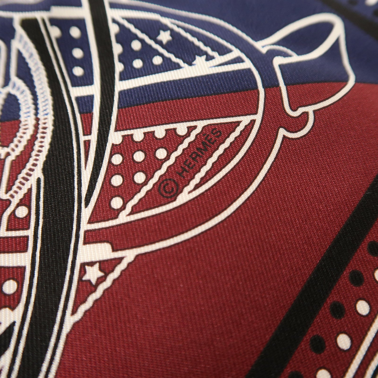 HERMES 絲質Scarf絲巾