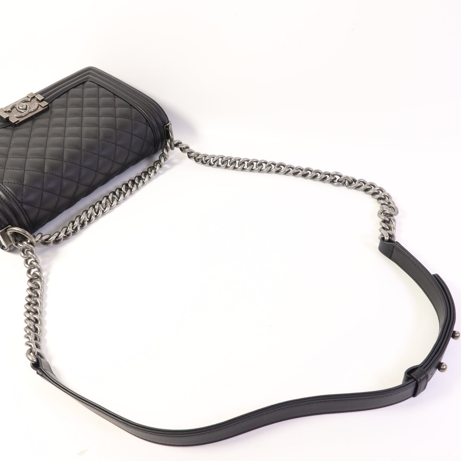 CHANEL 牛皮皮革Boy 25鏈帶肩背袋