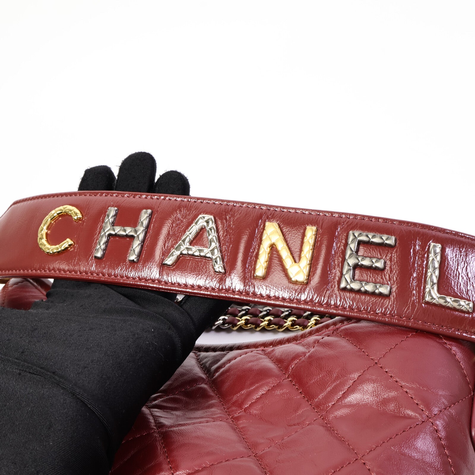 CHANEL 牛皮皮革Gabrielle Medium肩背袋