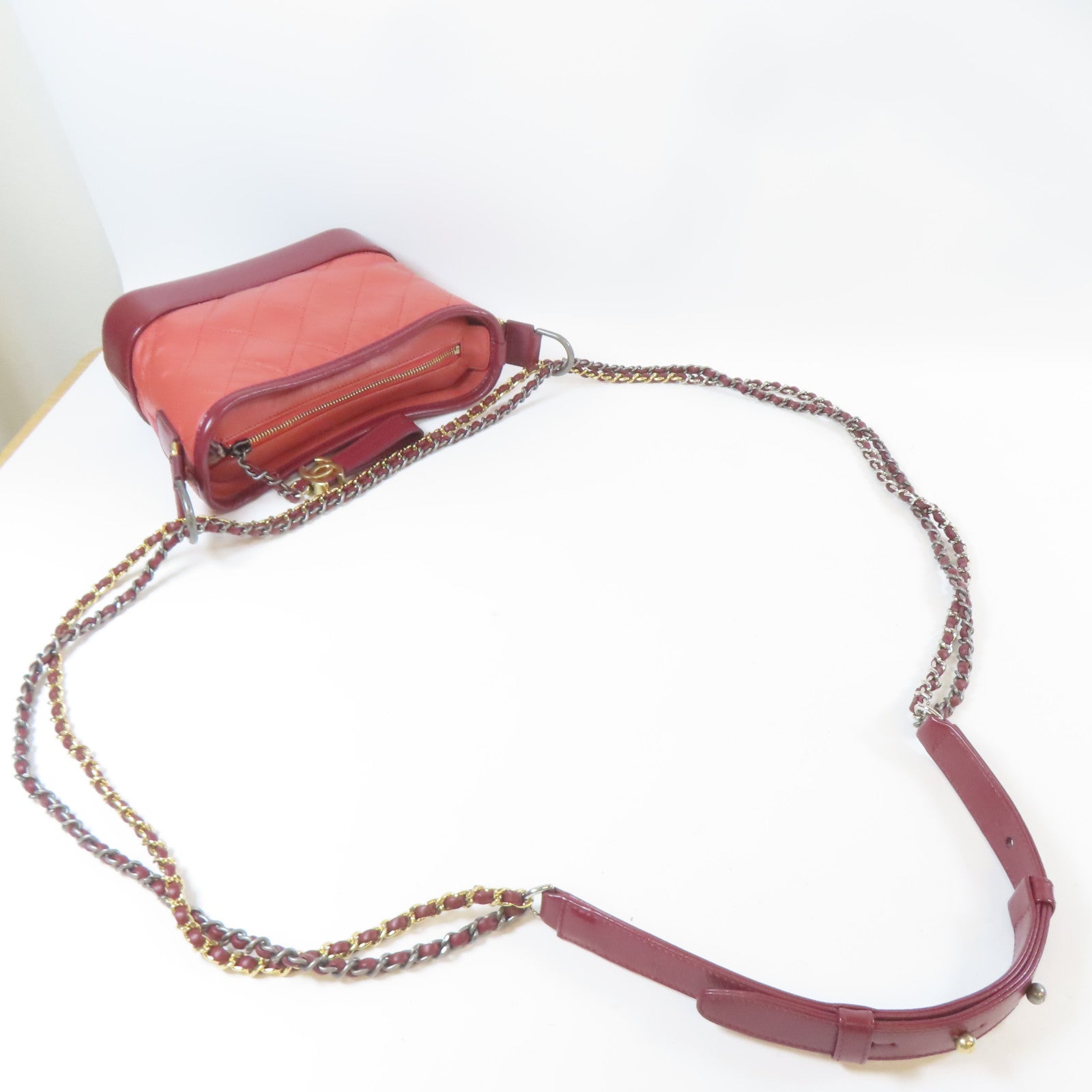 CHANEL 【激減優惠】菱格牛皮皮革Gabrielle Hobo Mini銀扣/金扣鏈帶肩背袋紅色