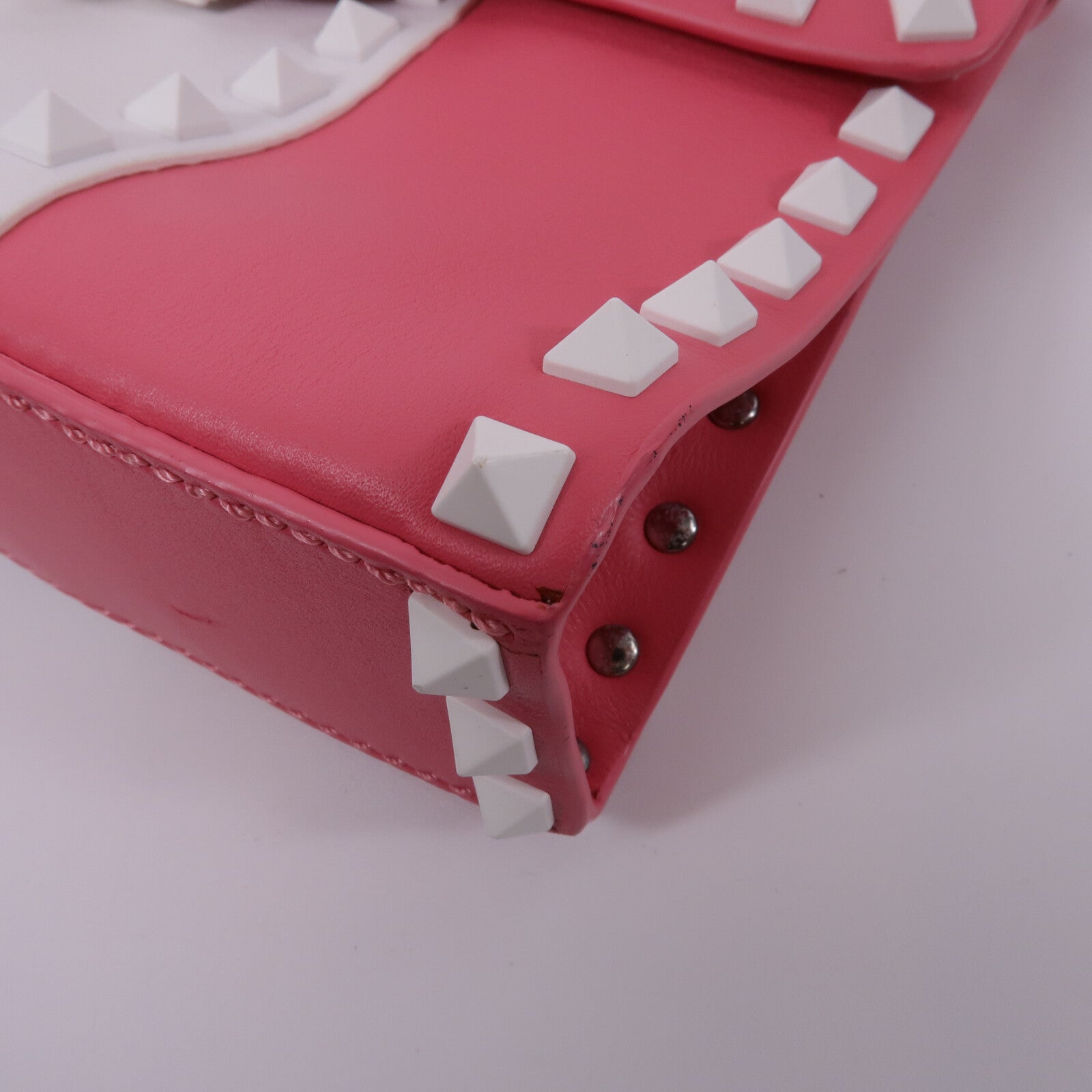 Valentino 牛皮皮革Rockstud肩背袋