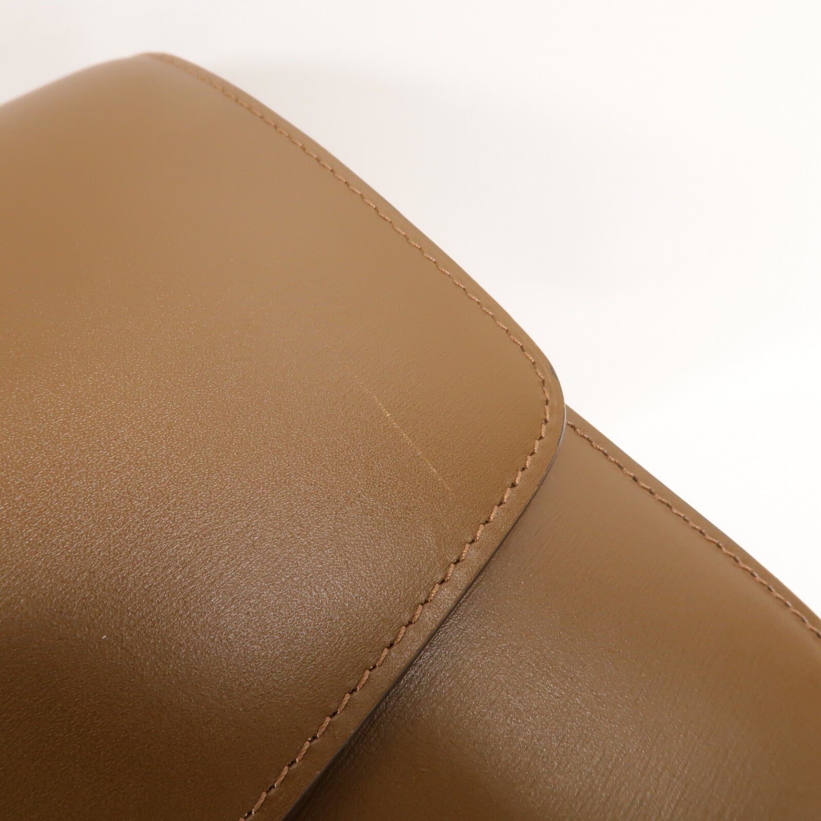 CELINE 牛皮皮革Classic Box Medium