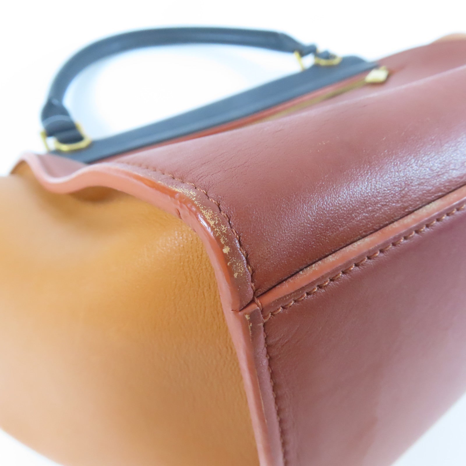 CELINE 【激減優惠】牛皮皮革Trapeze金扣手挽肩背兩用袋啡色/藍色