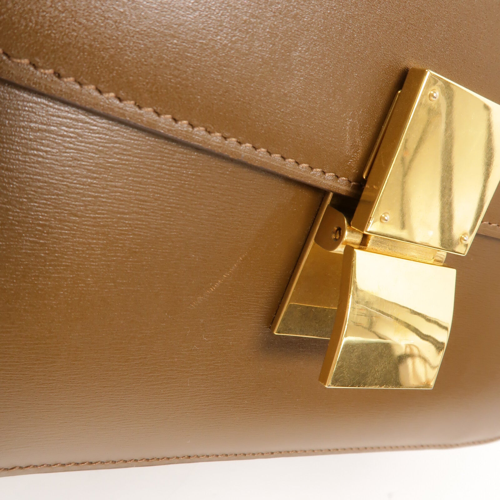CELINE 牛皮皮革Classic Box Medium