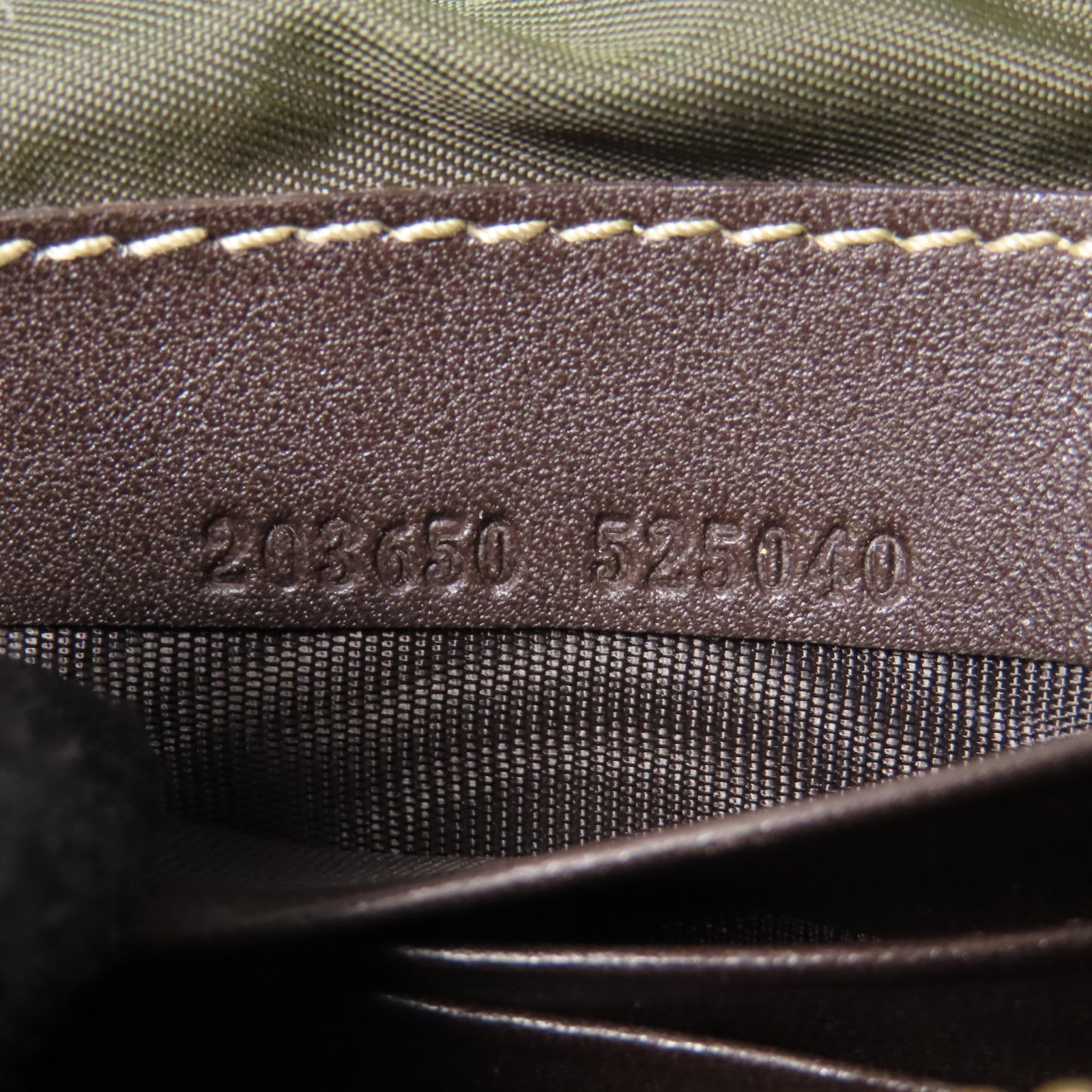 GUCCI 帆布Clutch Bag金扣手拿包