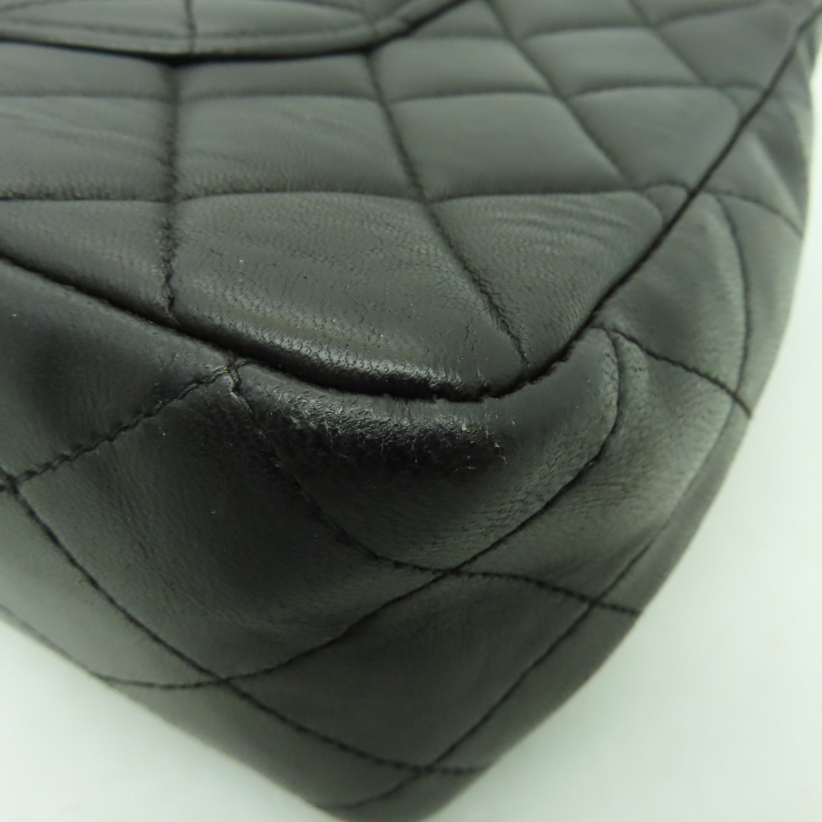 CHANEL **【清倉大減價】菱格羊皮皮革Handbag金扣手挽袋黒色