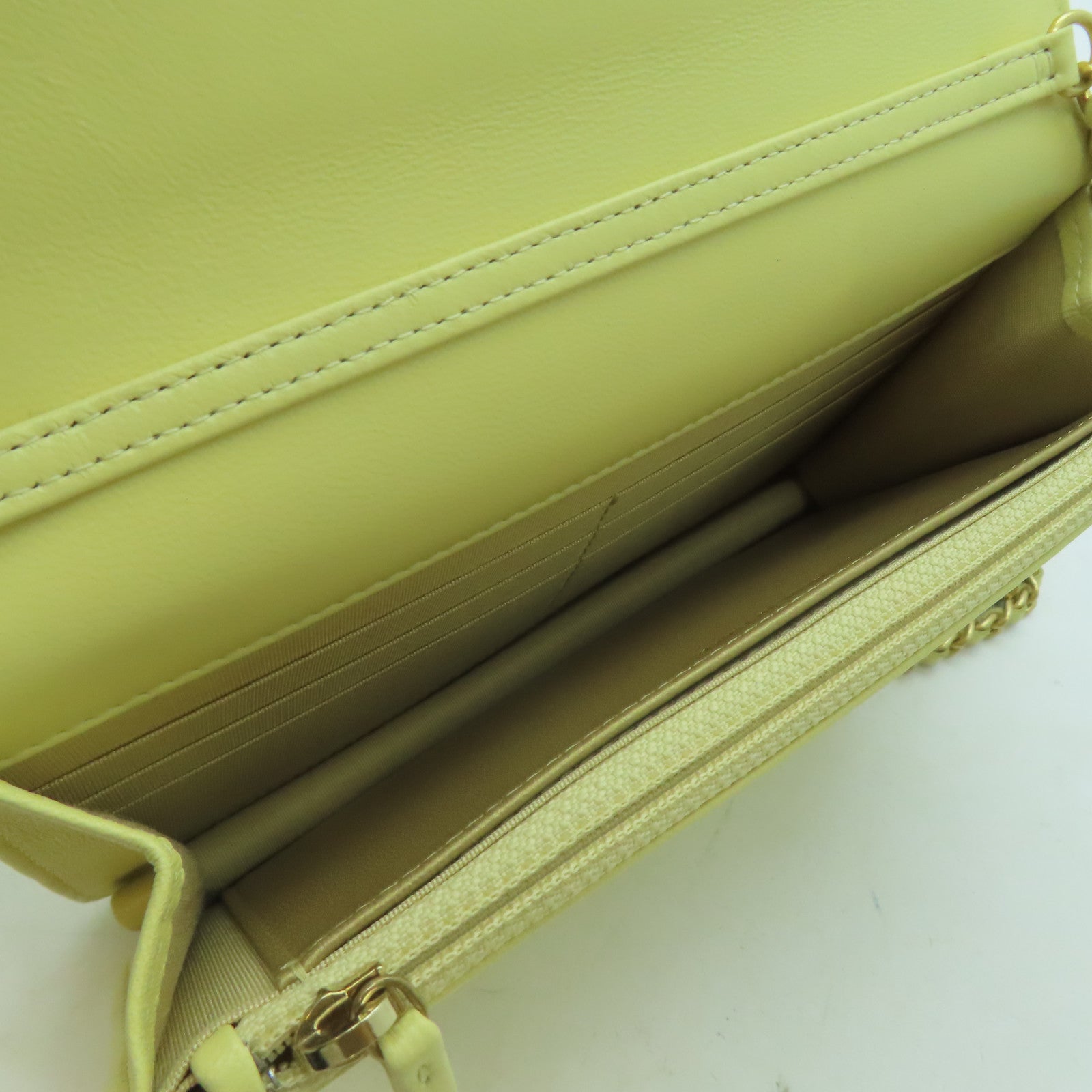 CHANEL **【激減優惠】菱格羊皮皮革Gold Ball Wallet On Chain金扣鏈帶肩背袋黃色