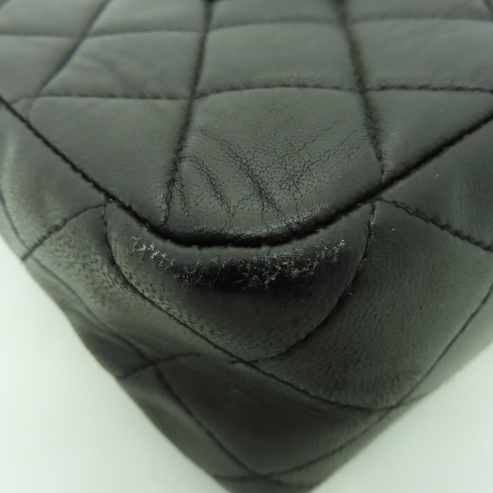 CHANEL **【清倉大減價】菱格羊皮皮革Handbag金扣手挽袋黒色