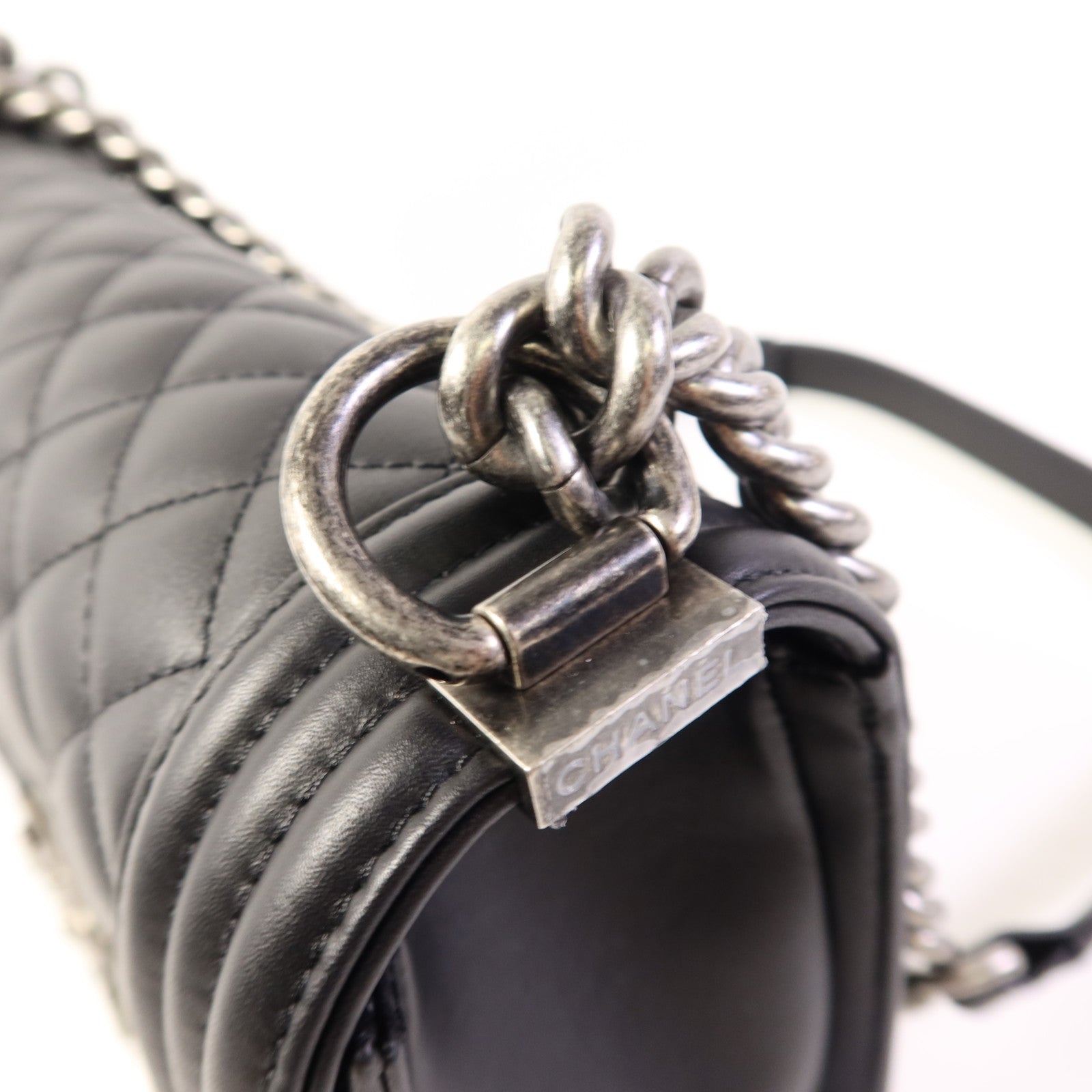 CHANEL 牛皮皮革Boy 25鏈帶肩背袋