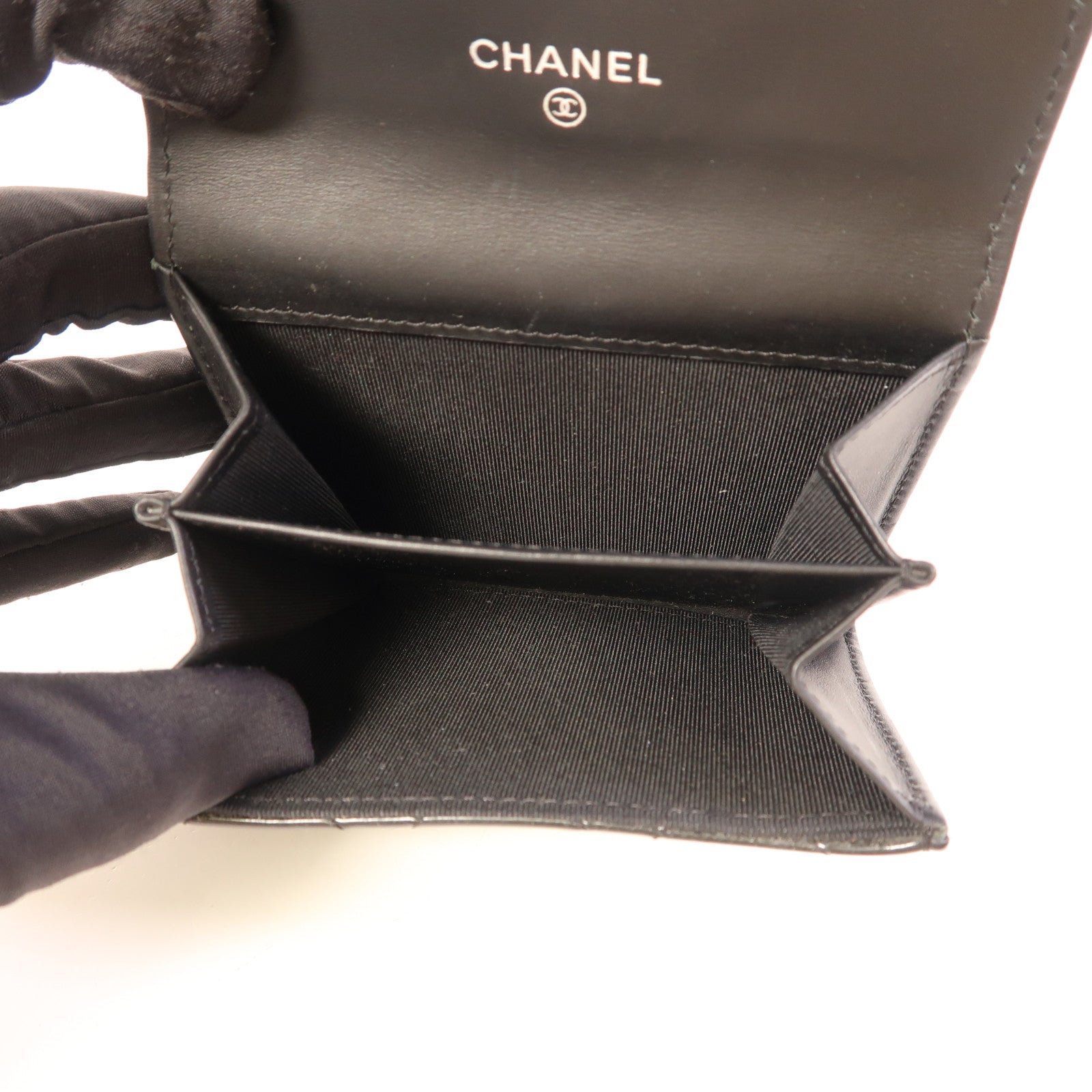 CHANEL 漆皮皮革Card Case銀扣卡片套