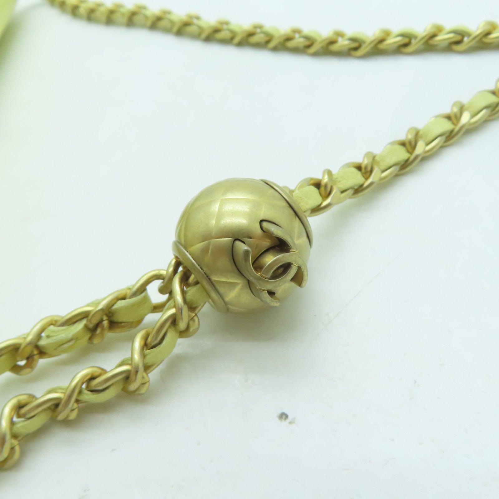 CHANEL **【激減優惠】菱格羊皮皮革Gold Ball Wallet On Chain金扣鏈帶肩背袋黃色