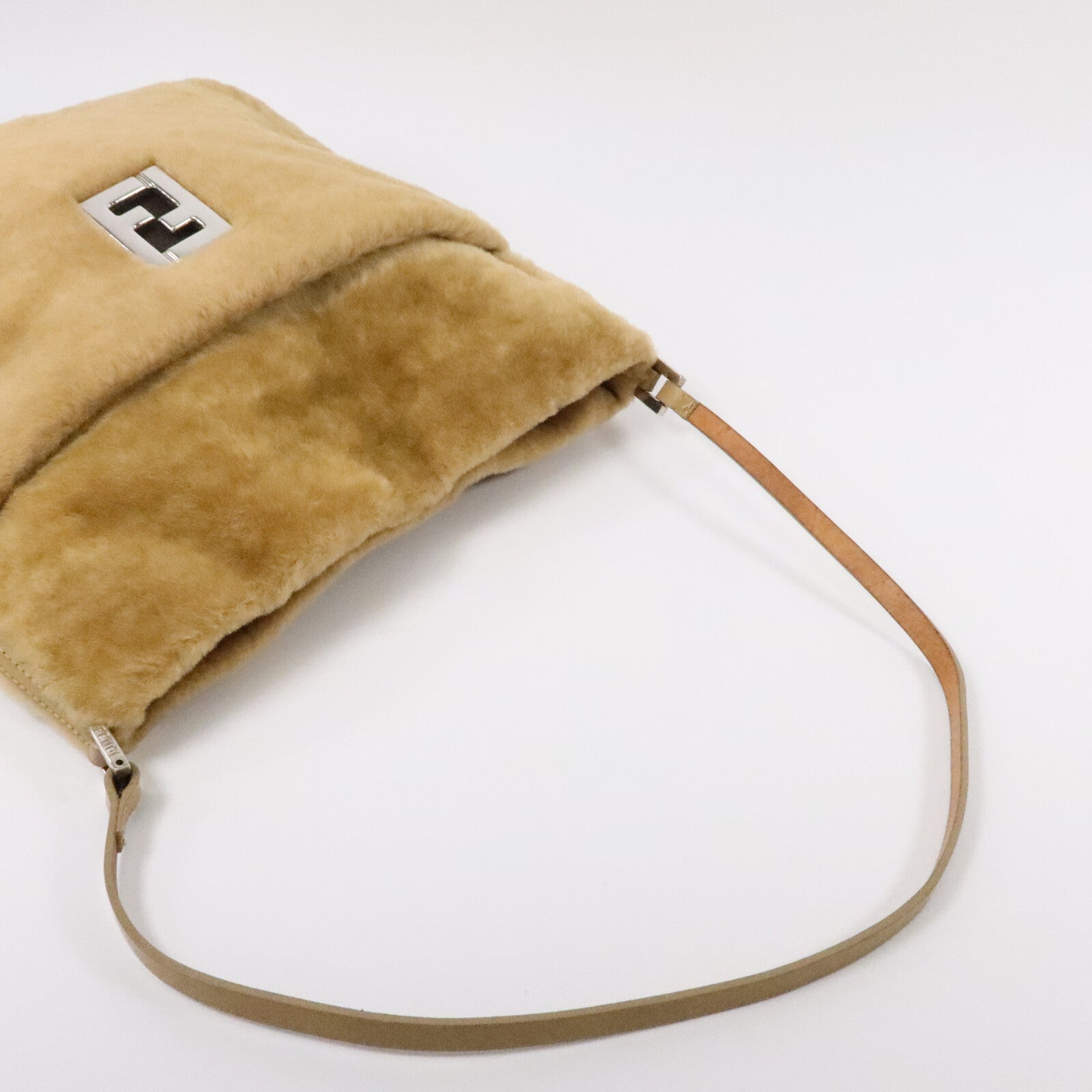 FENDI 羊毛Shoulder Bag肩背袋
