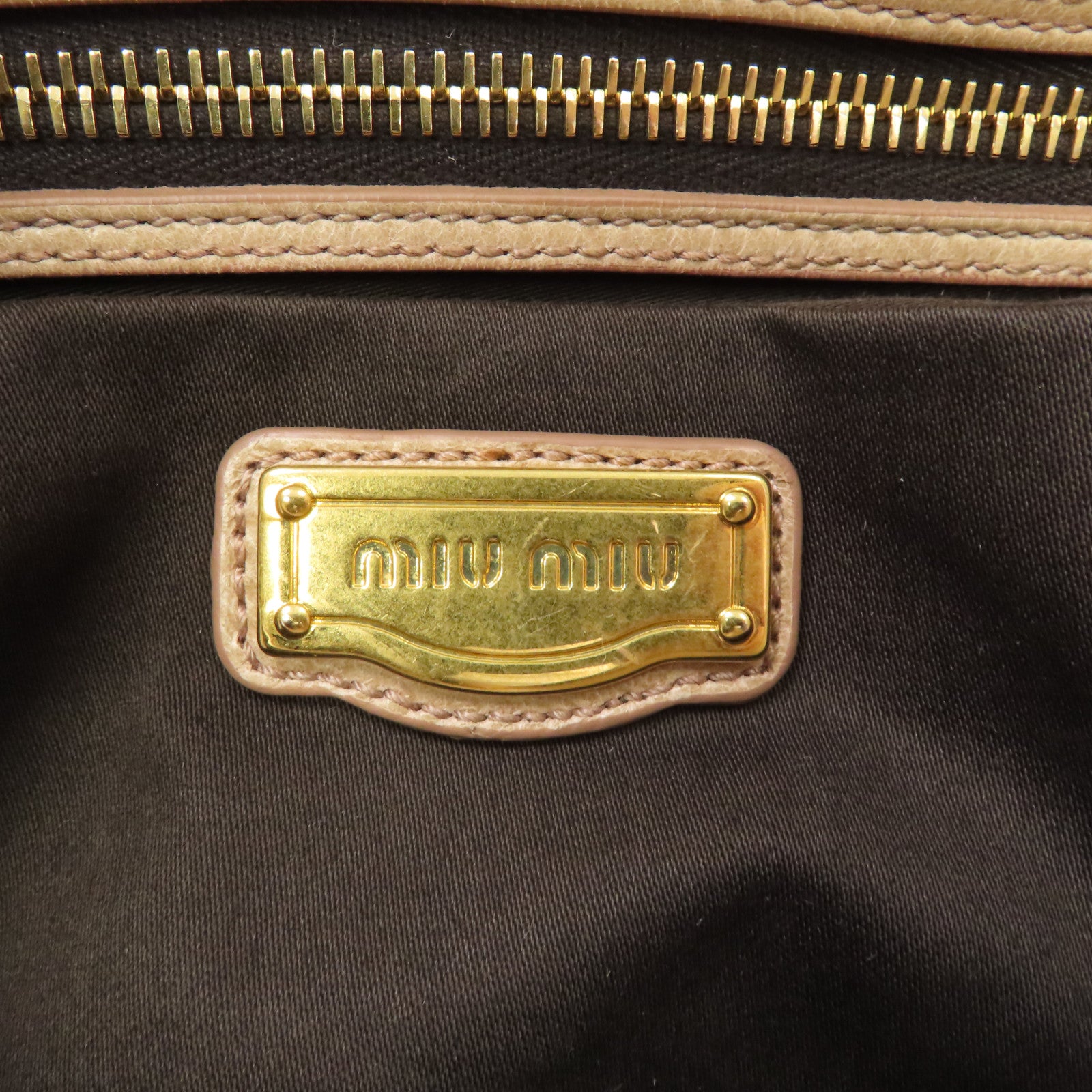 Miu Miu 皮革Matelassé Coffer金扣手挽肩背兩用袋啡色