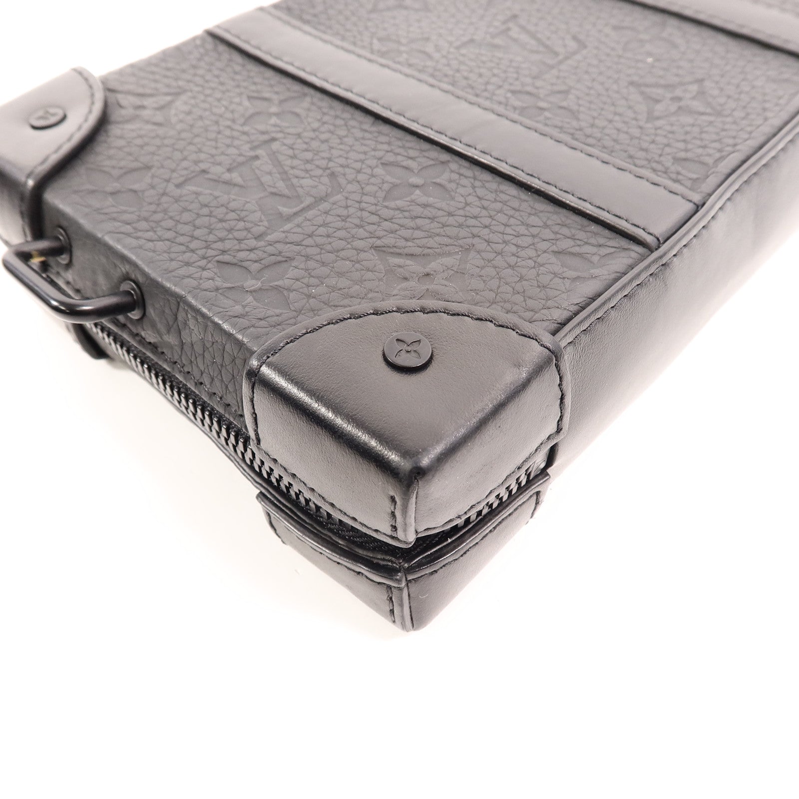 LOUIS VUITTON Monogram Taurillon Soft Trunk Wallet肩背袋