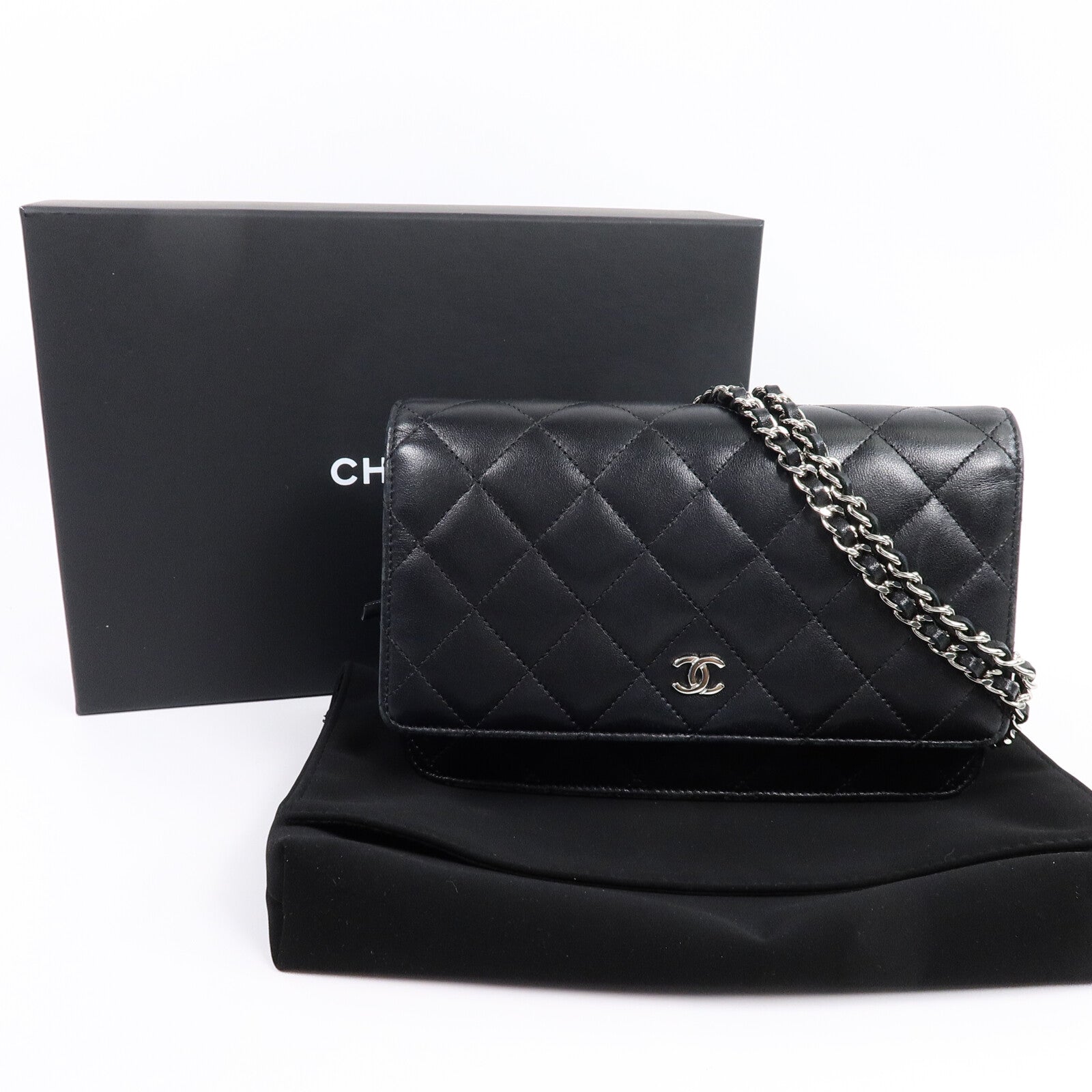 CHANEL 羊皮皮革WOC Wallet On Chain鏈帶肩背袋