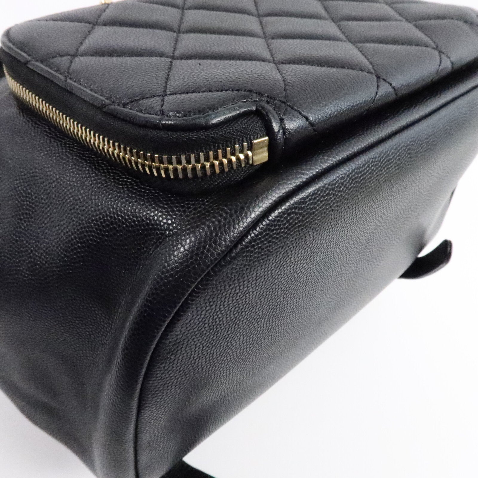 CHANEL 牛皮皮革Business Affinity Backpack鏈帶背包